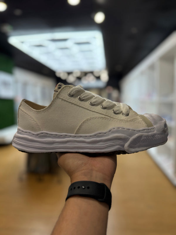 Maison Mihara Yasuhiro Hank OG Sole Canvas Low White PRE-OWNED