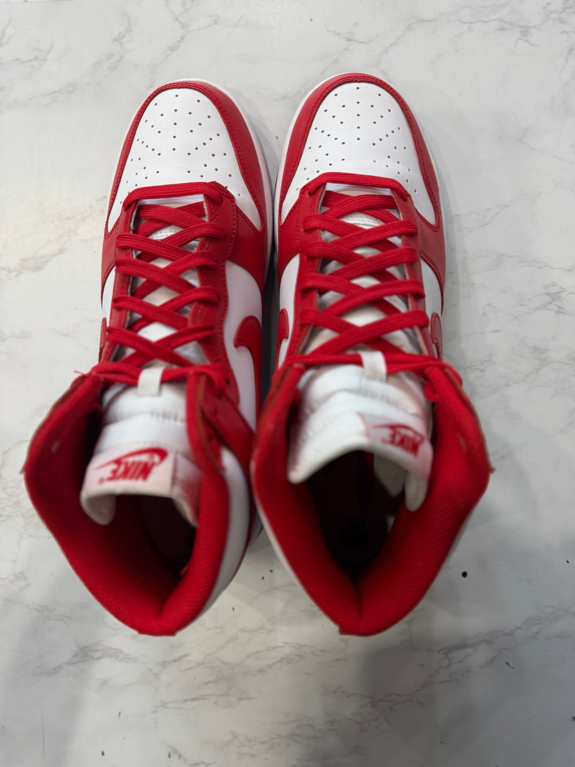 Nike Dunk High Championship White Red PRE-OWNED