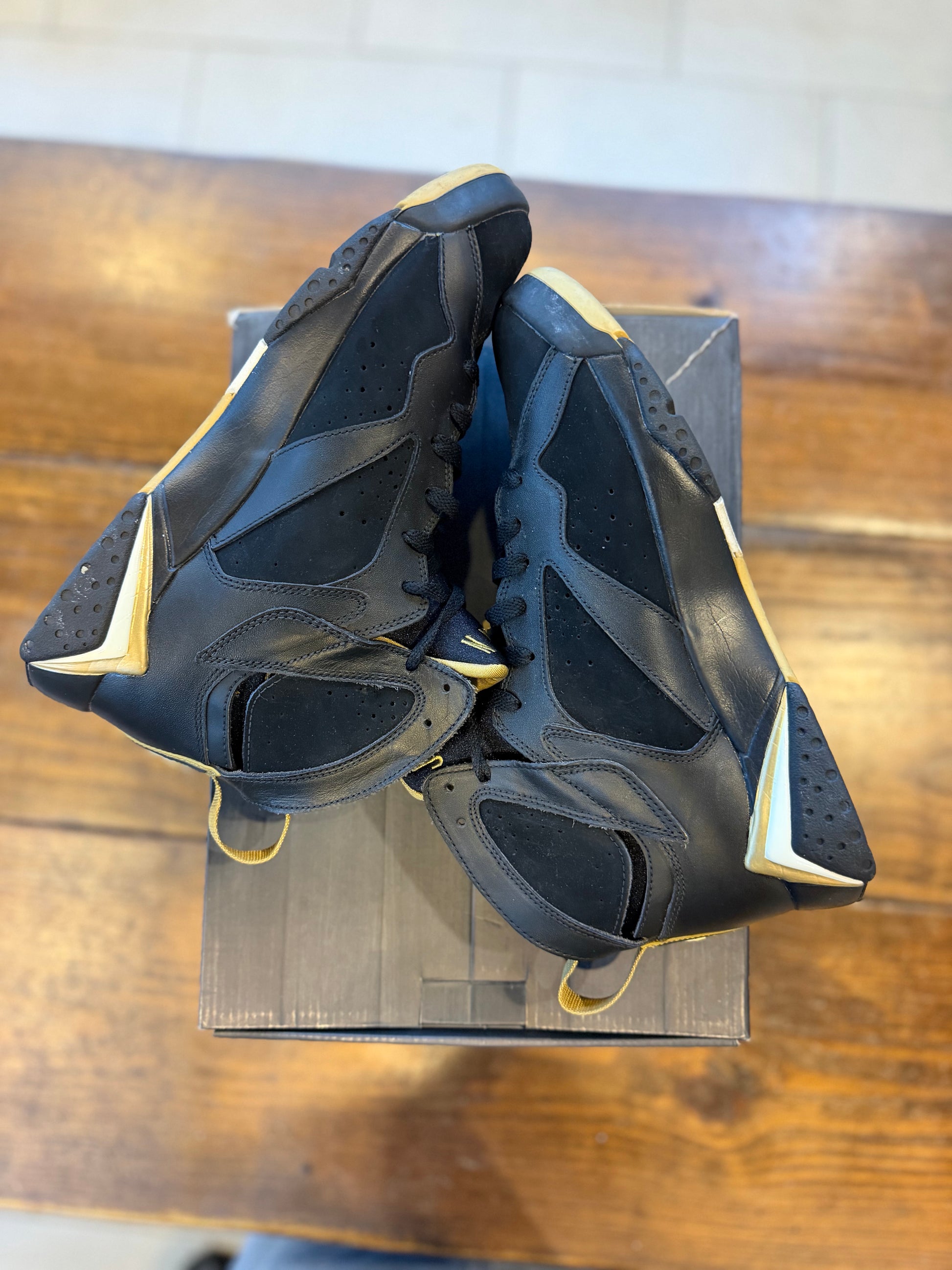 Jordan Golden Moments Pack (6/7) PRE-OWNED