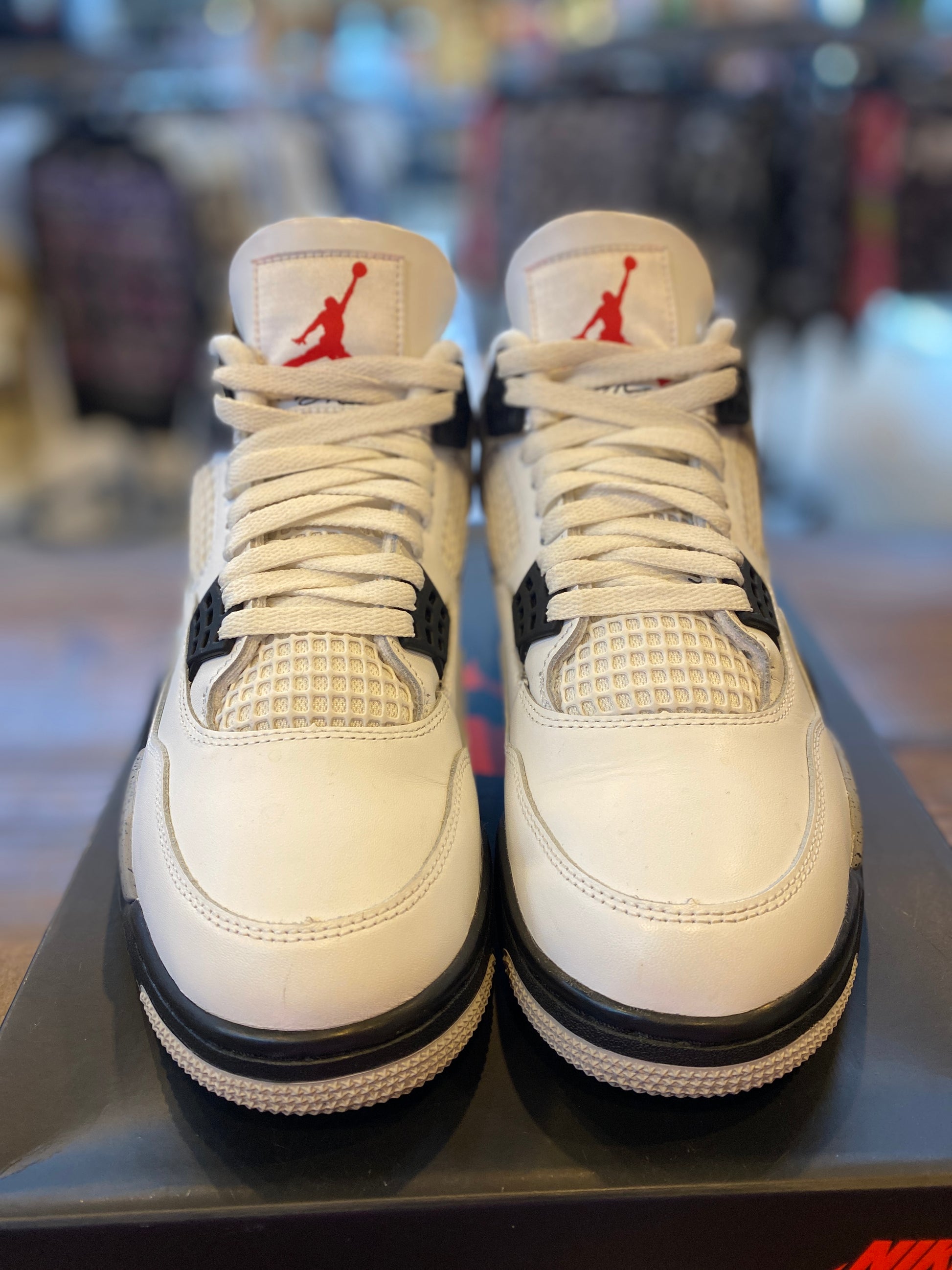 Jordan 4 Retro White Cement (2025) PRE-OWNED
