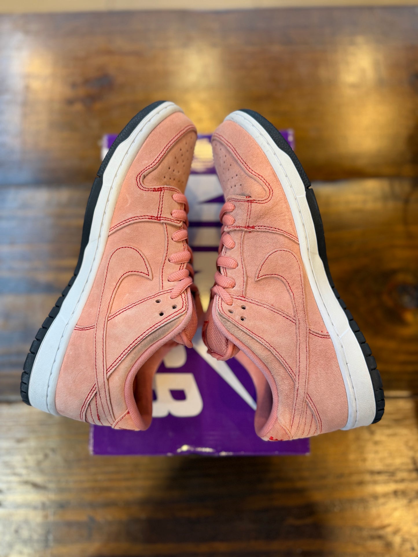 Nike SB Dunk Low Pink Pig PRE-OWNED