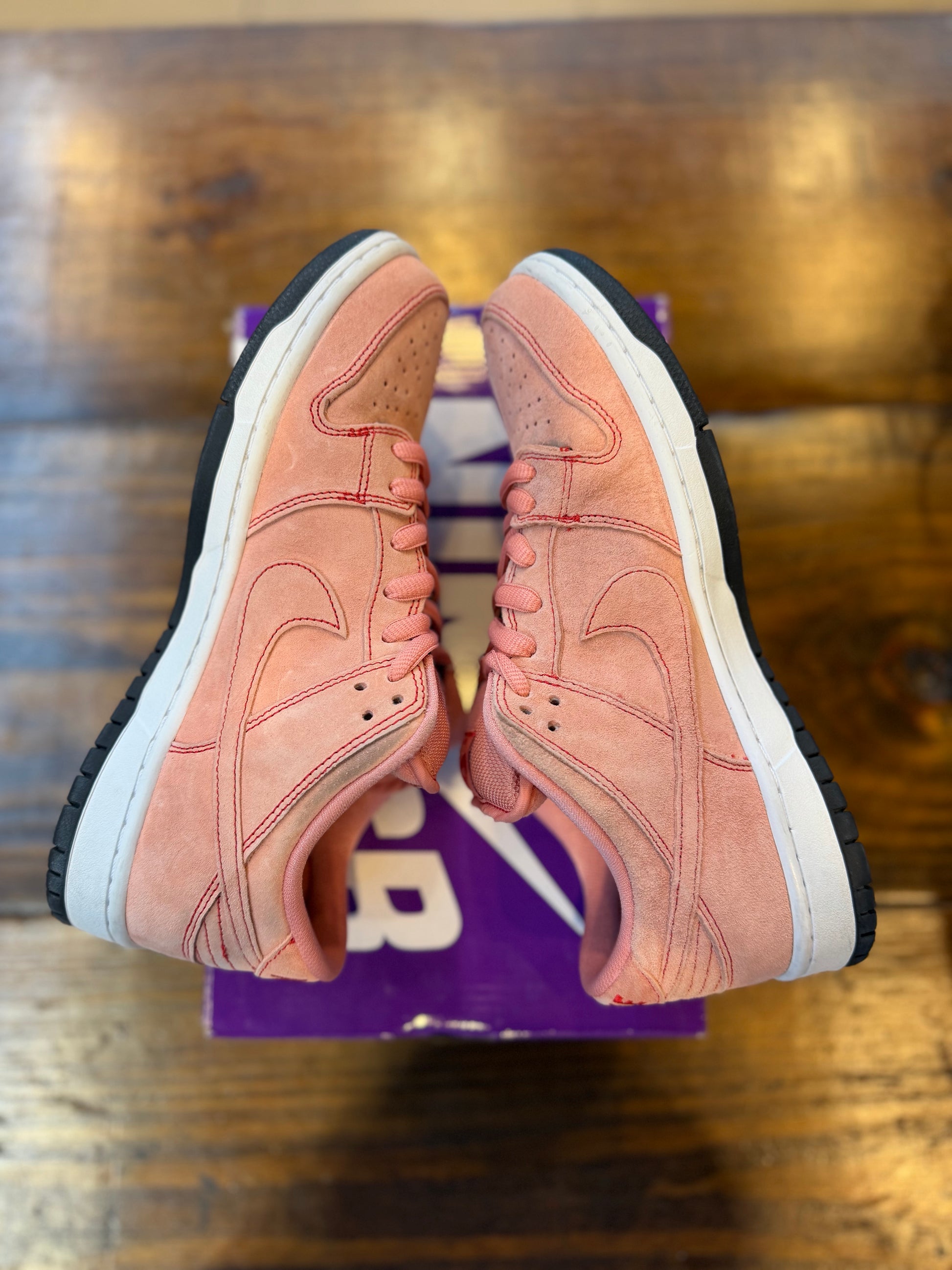 Nike SB Dunk Low Pink Pig PRE-OWNED