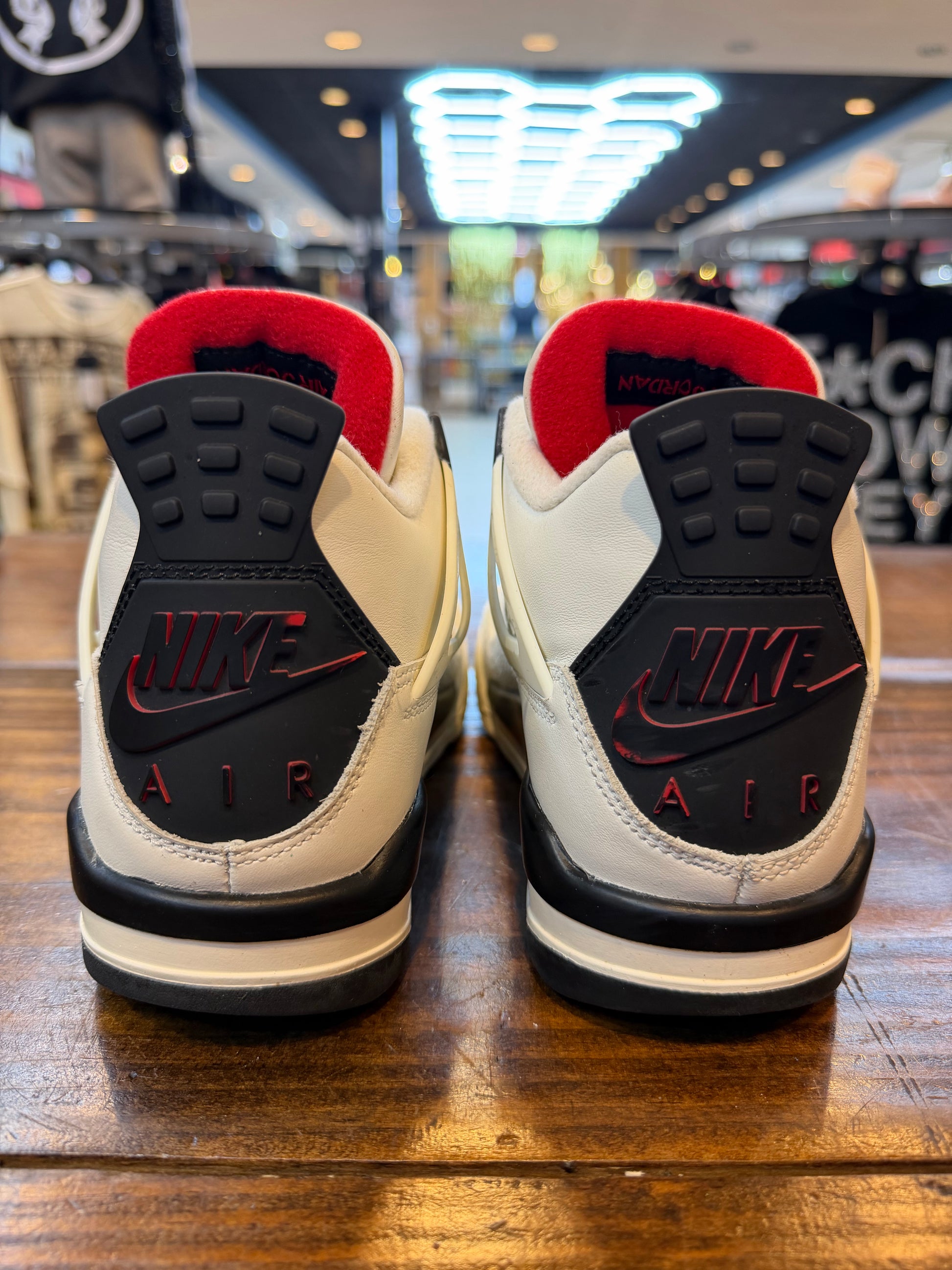 Jordan 4 Retro Flight Club (GS) PRE-OWNED