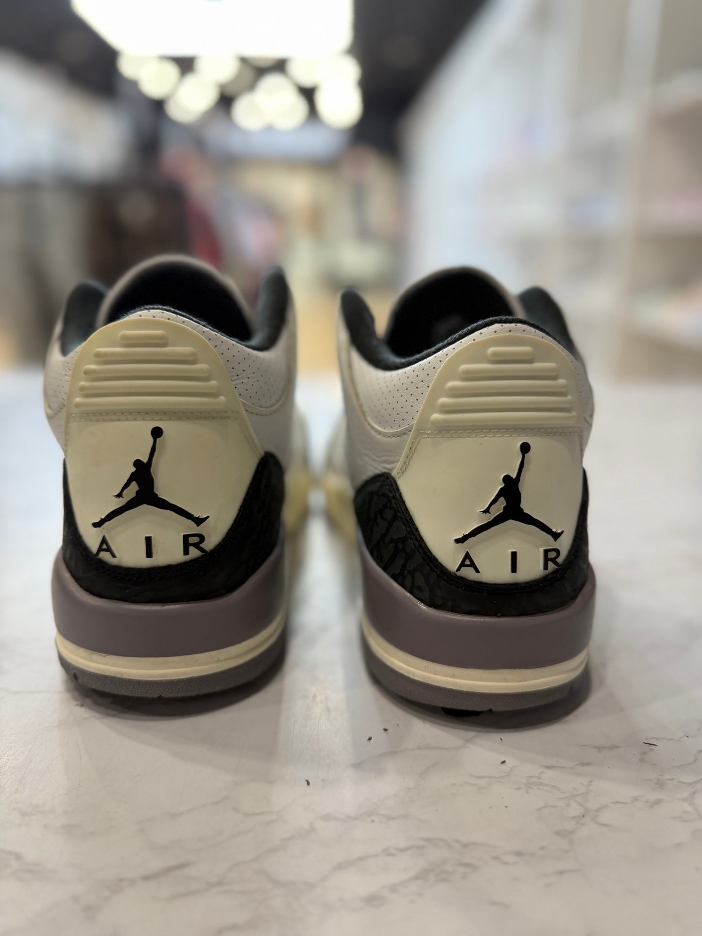 Jordan 3 Retro Cement Grey PRE-OWNED