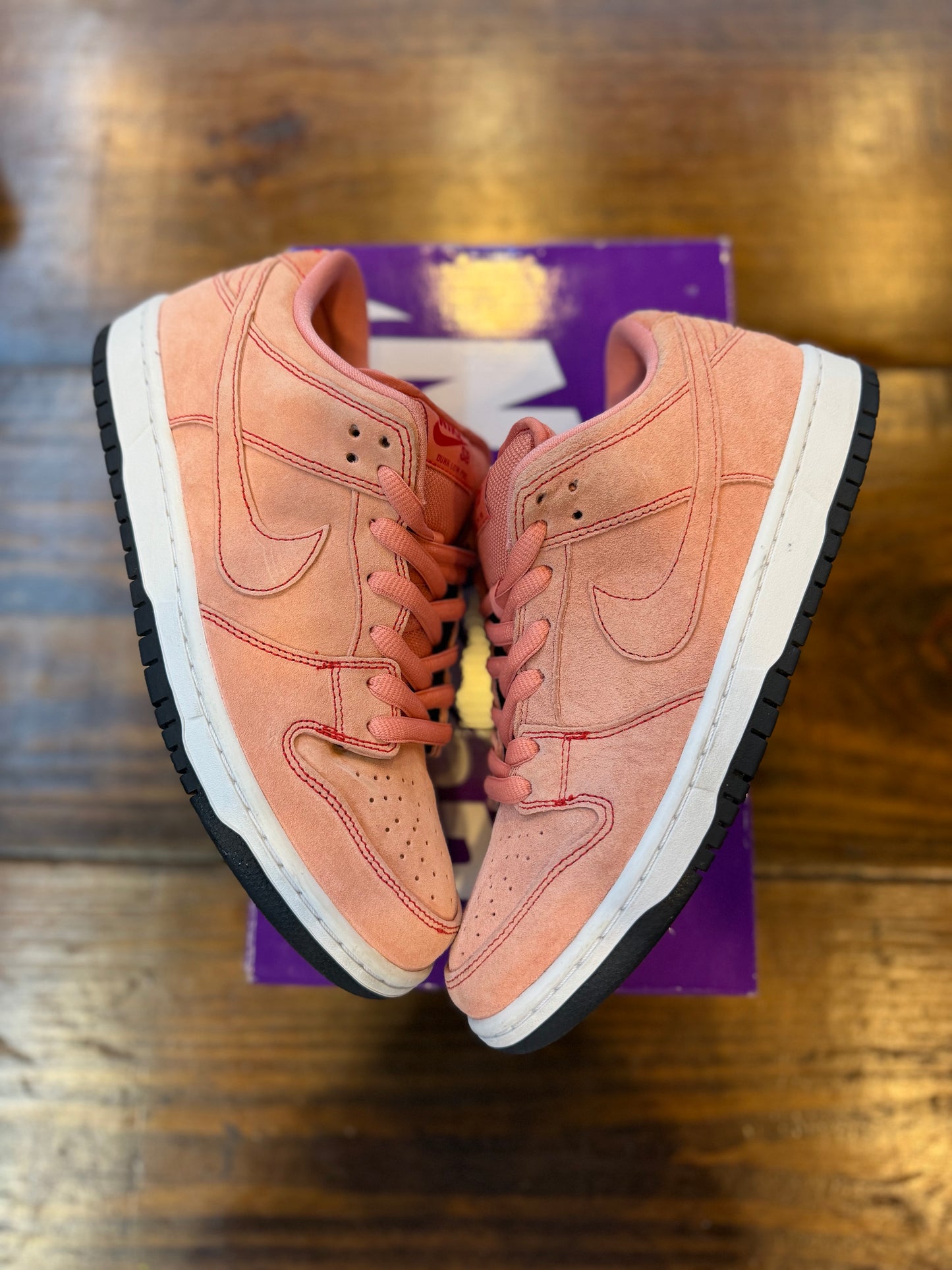 Nike SB Dunk Low Pink Pig PRE-OWNED