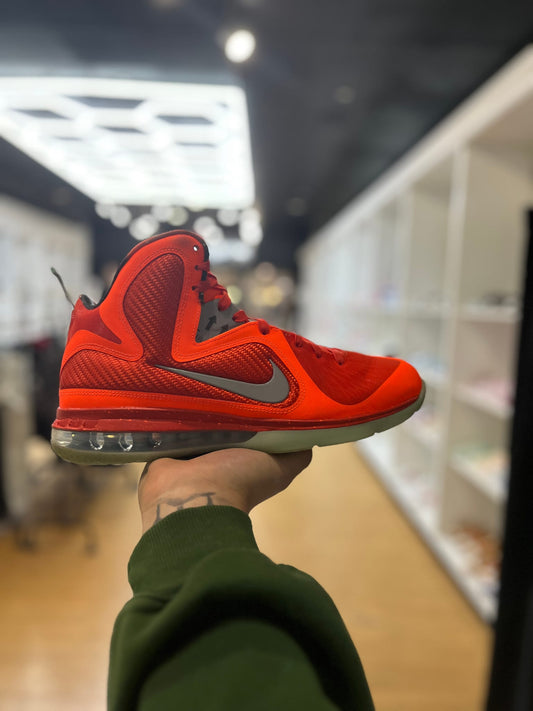 Nike LeBron 9 Big Bang (2022) PRE-OWNED