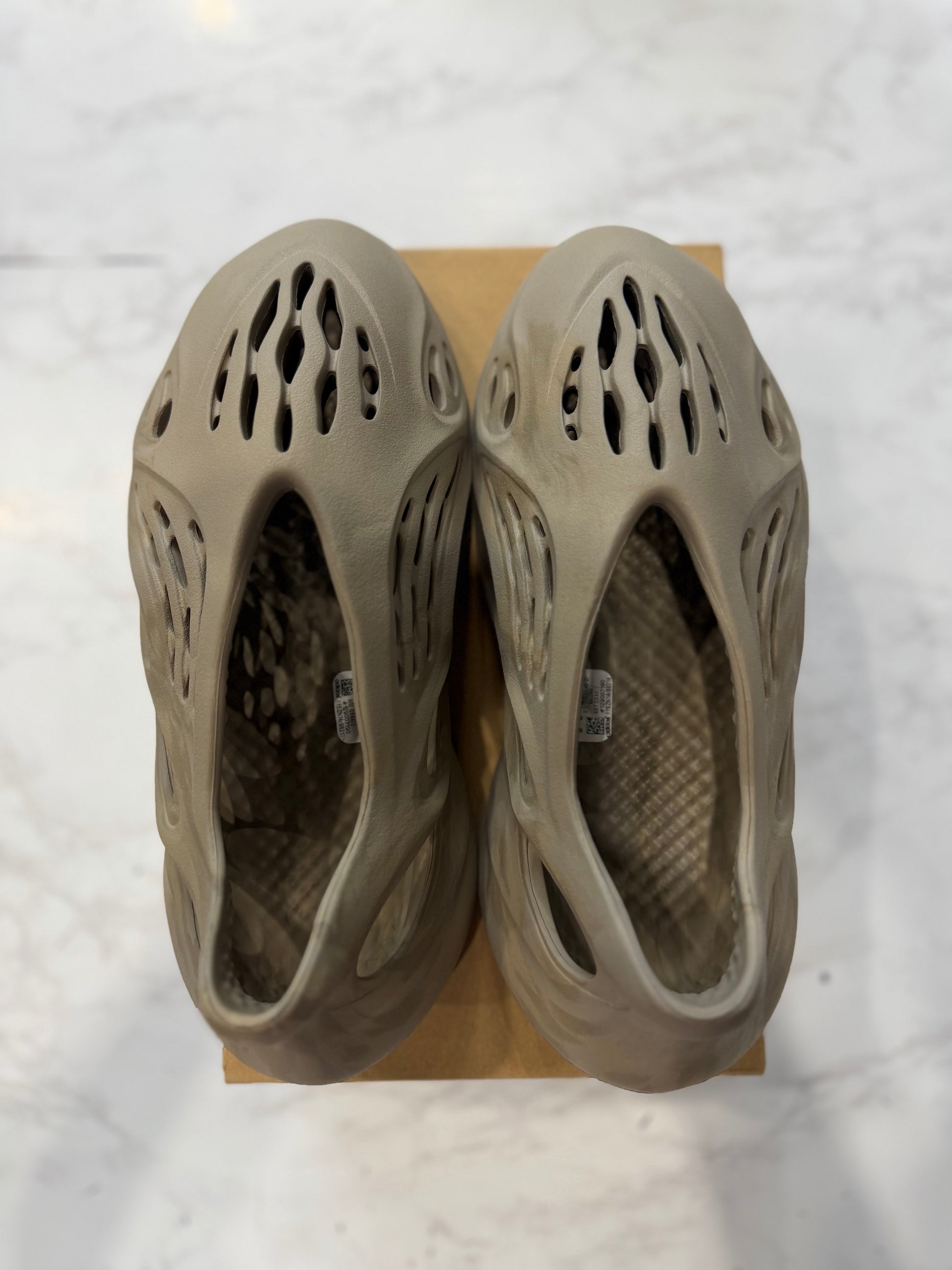 adidas Yeezy Foam RNNR Stone Sage PRE-OWNED