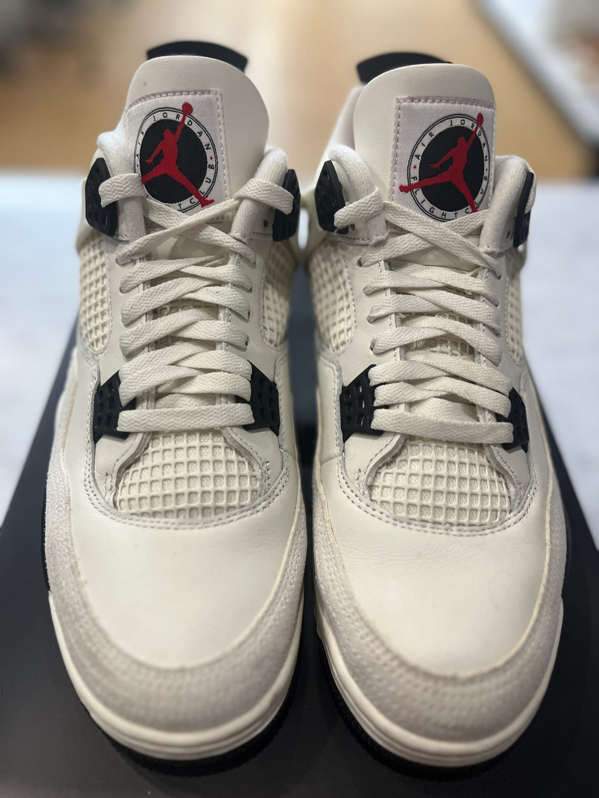 Jordan 4 Retro OG Flight Club PRE-OWNED