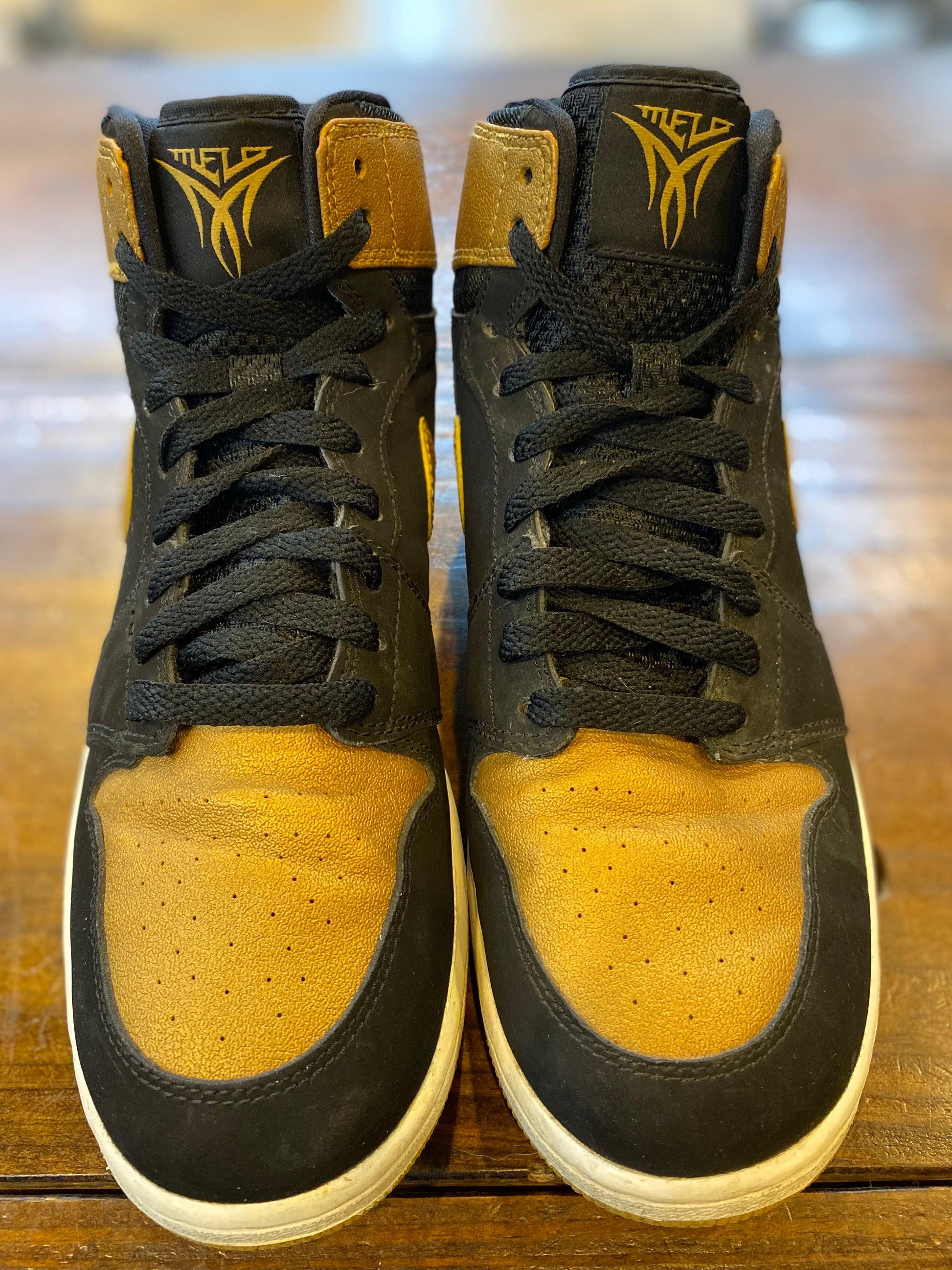 Jordan 1 Retro Melo (GS) PRE-OWNED