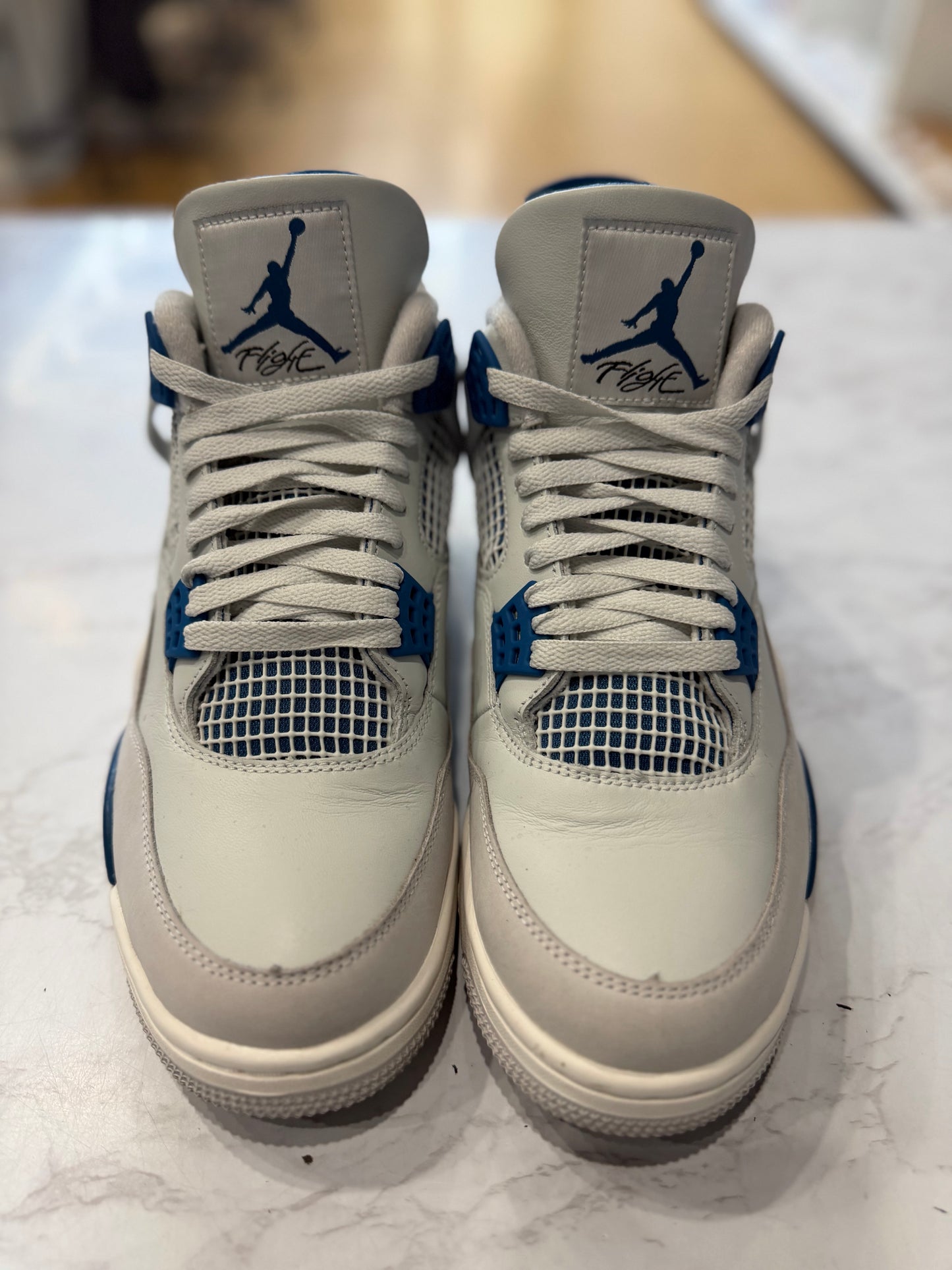 Jordan 4 Retro Military Blue (2024) PRE-OWNED