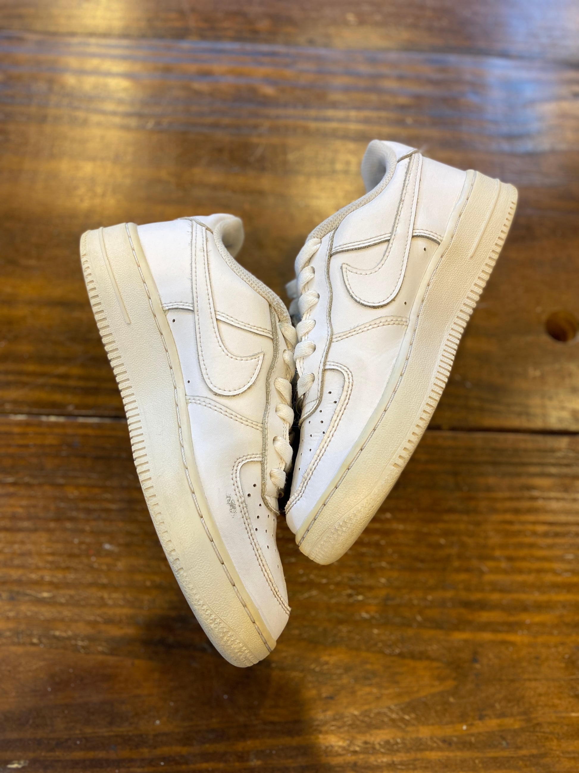 Nike Air Force 1 Low LE Triple White (GS) PRE-OWNED