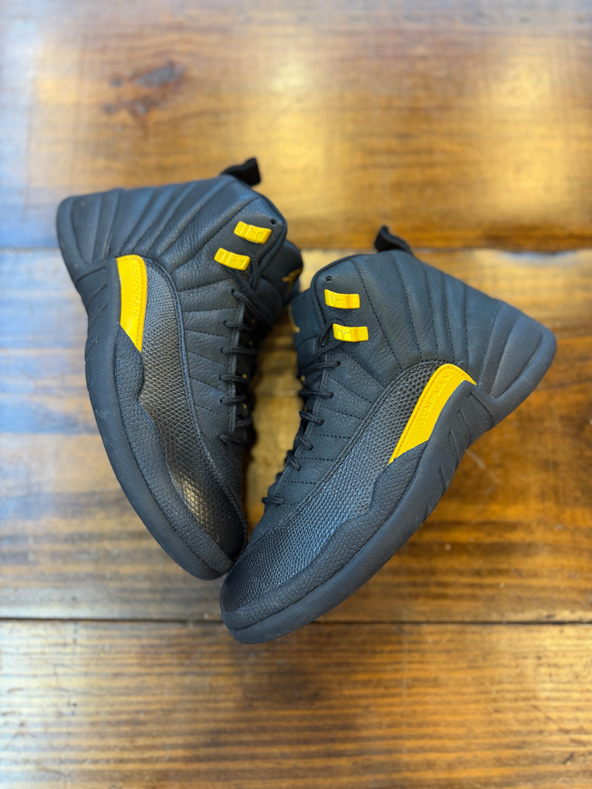 Jordan 12 Retro Black Taxi PRE-OWNED