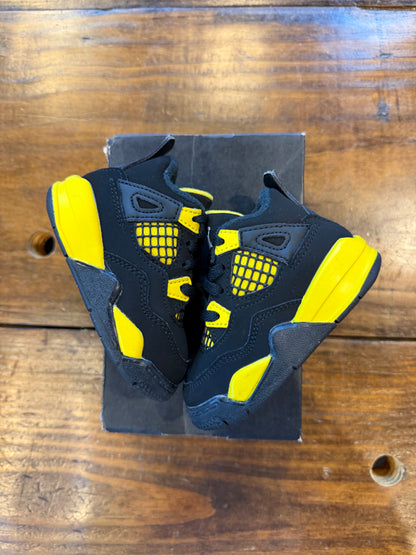 Jordan 4 Retro Thunder (2023) (TD) PRE-OWNED