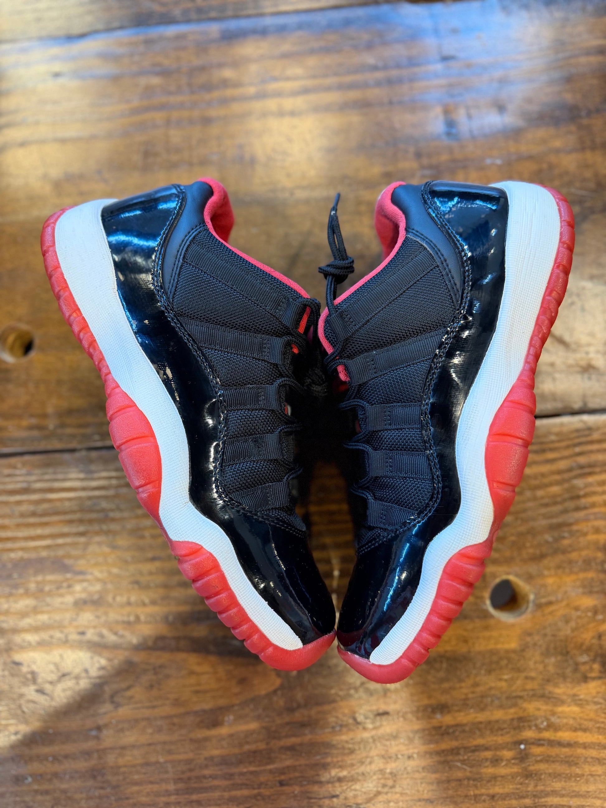 Jordan 11 Retro Low Bred (GS) PRE-OWNED