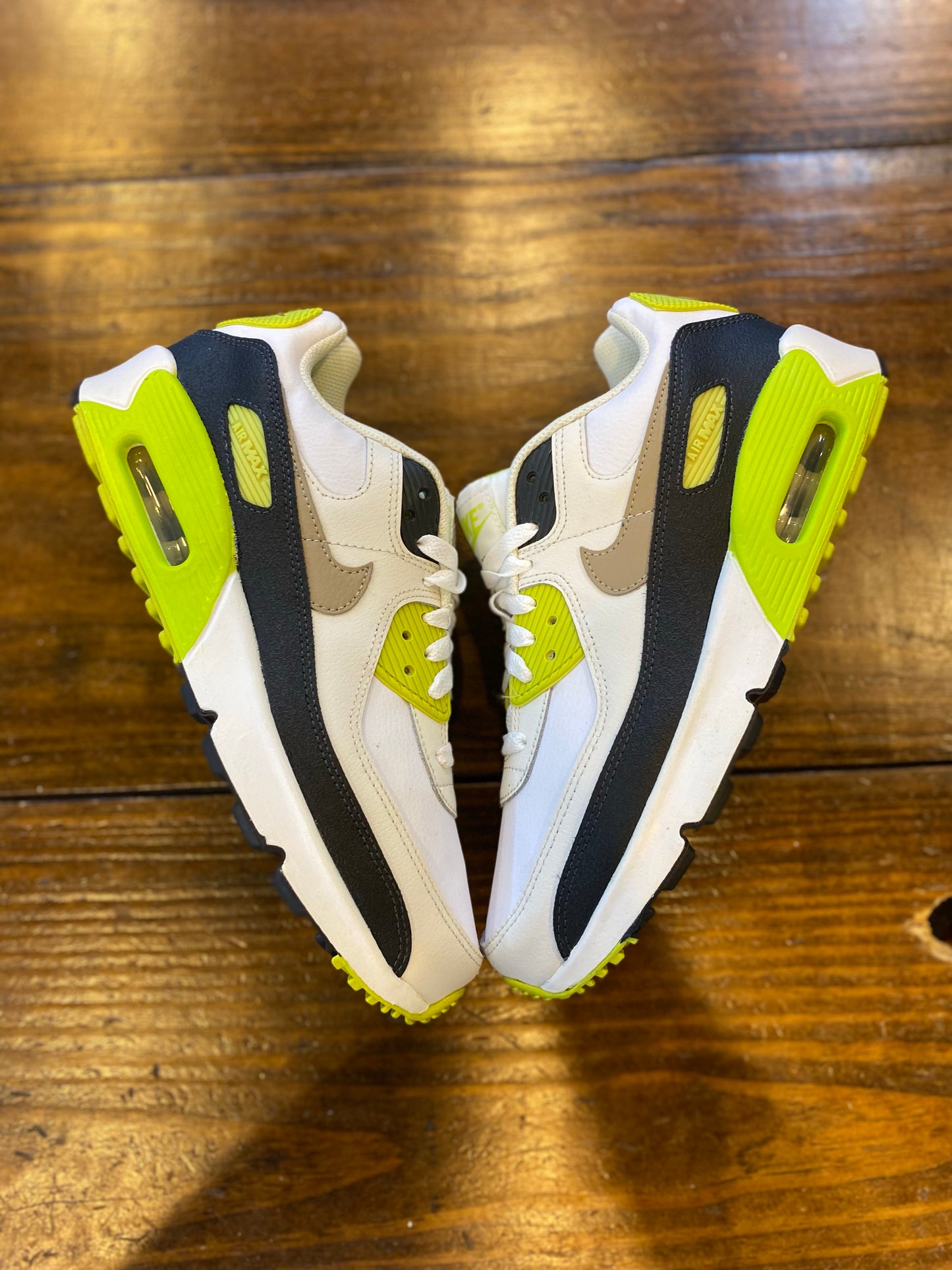 Nike Air Max 90 White Cyber Dark Smoke Grey Khaki (GS) PRE-OWNED