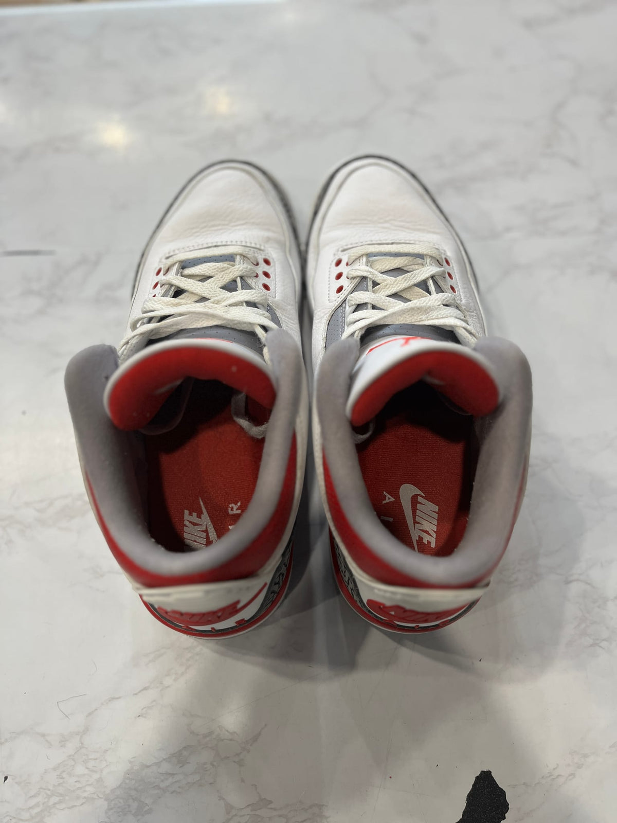 Jordan 3 Retro Fire Red (2022) PRE-OWNED