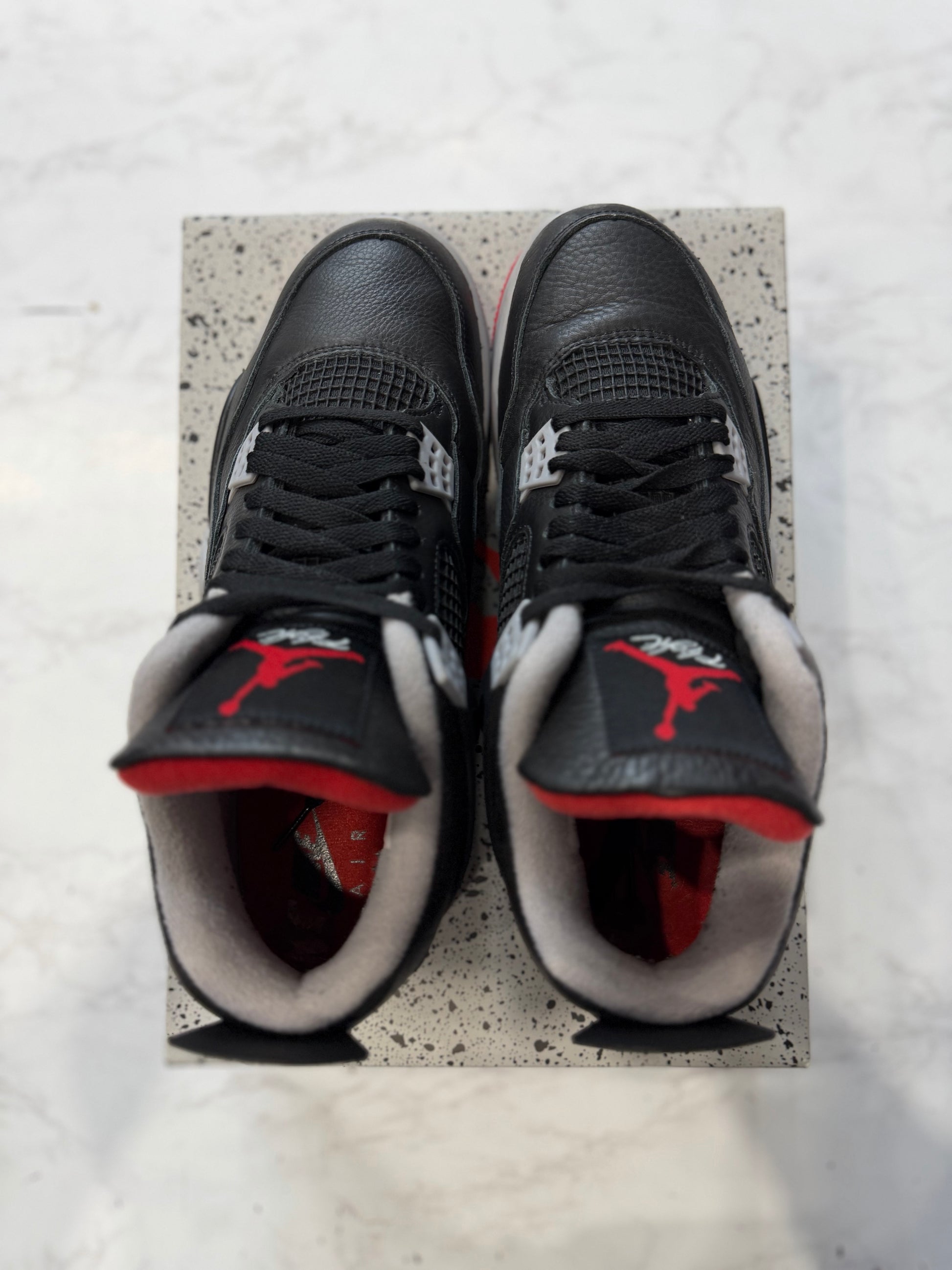 Jordan 4 Retro Bred Reimagined PRE-OWNED