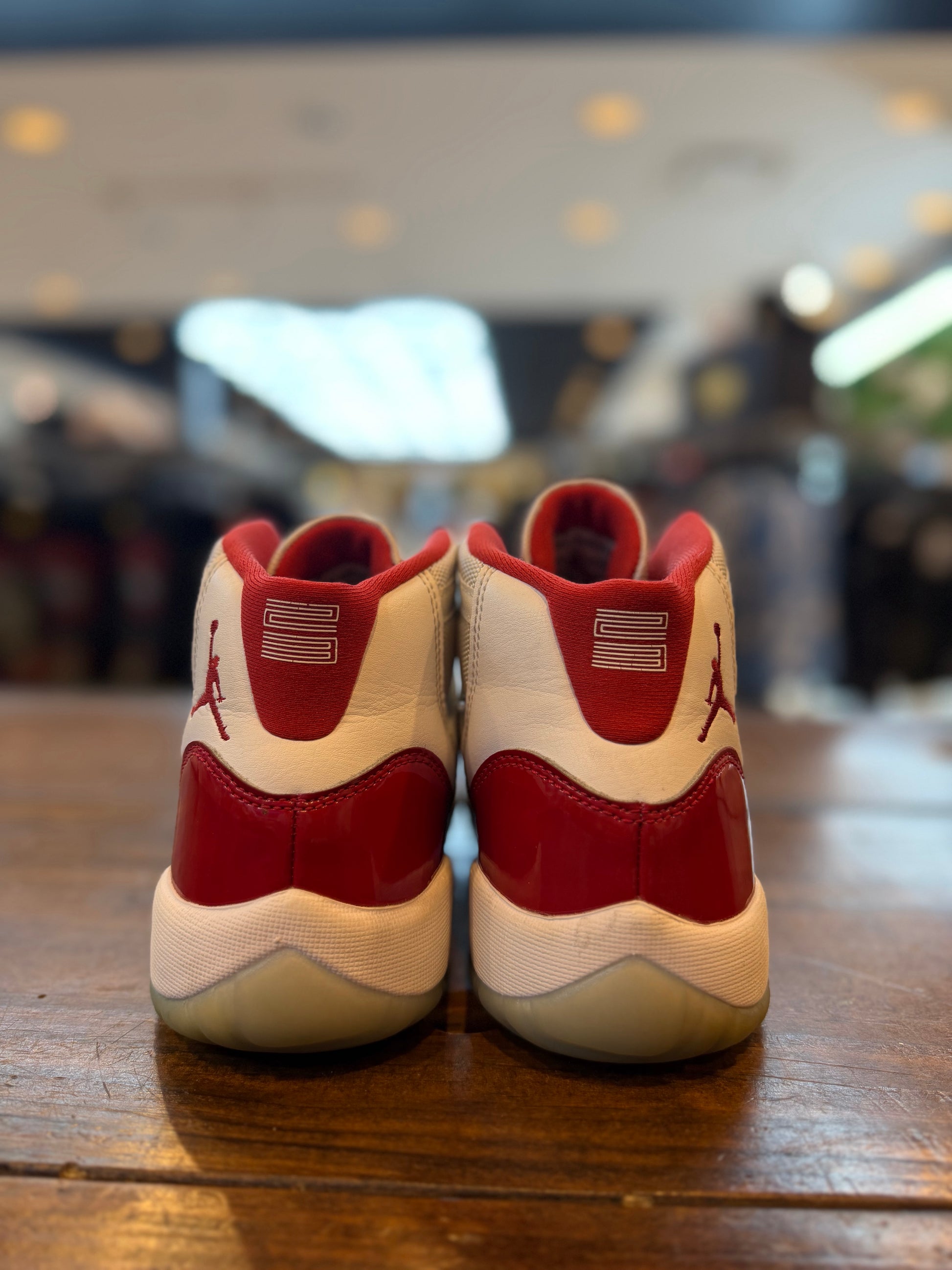 Jordan 11 Retro Cherry (2022) (GS) PRE-OWNED