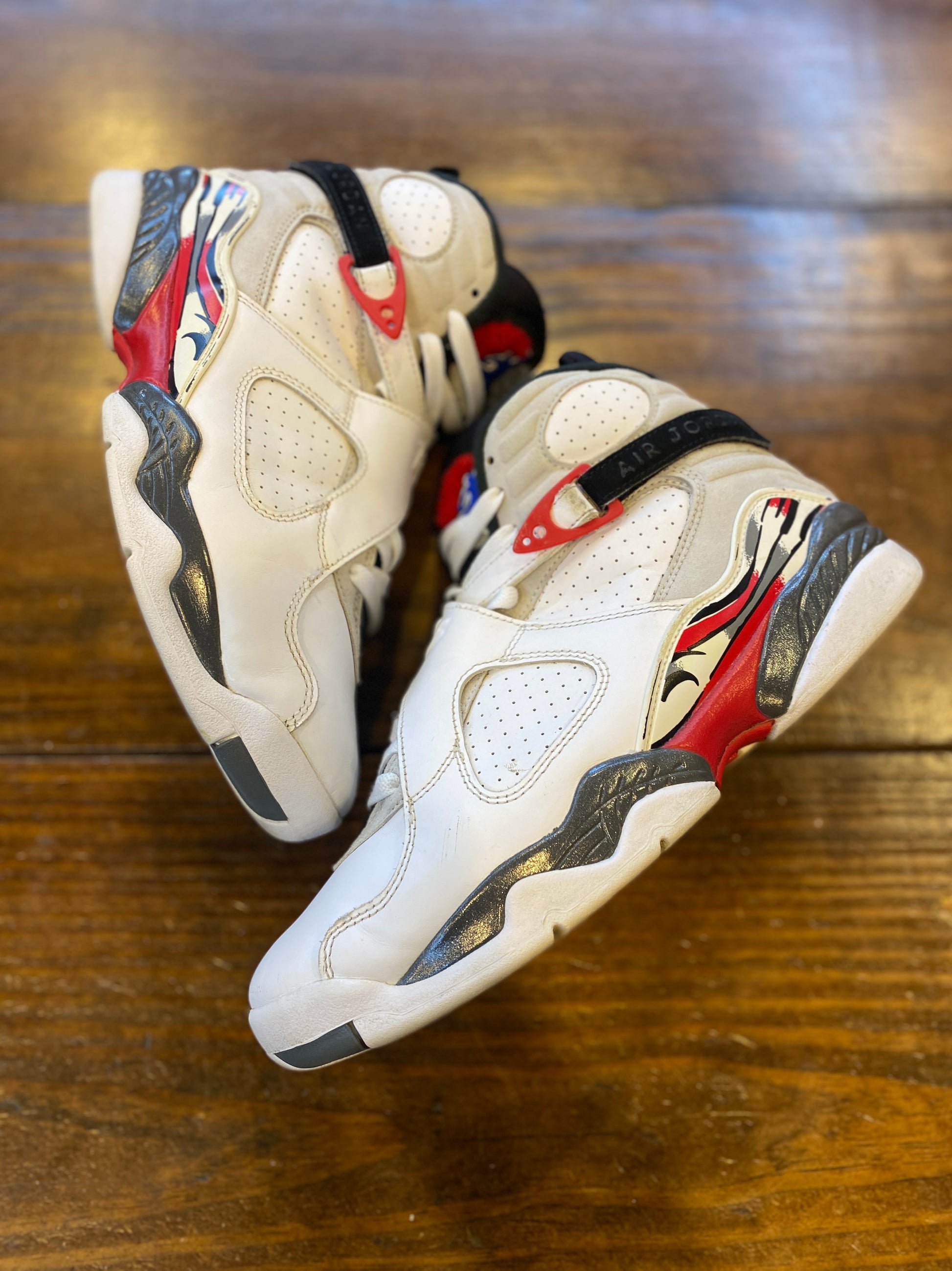 Jordan 8 Retro White True Red (2025) - PRE-OWNED
