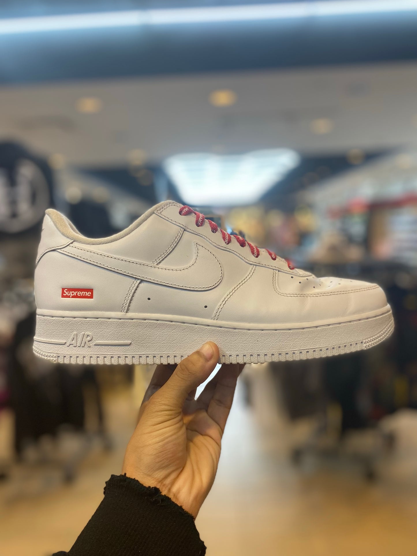 Nike Air Force 1 Low Supreme White PRE-OWNED