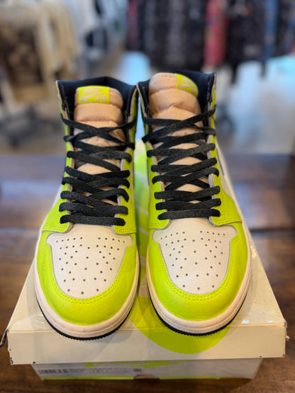 Jordan 1 Retro High OG Visionaire PRE-OWNED