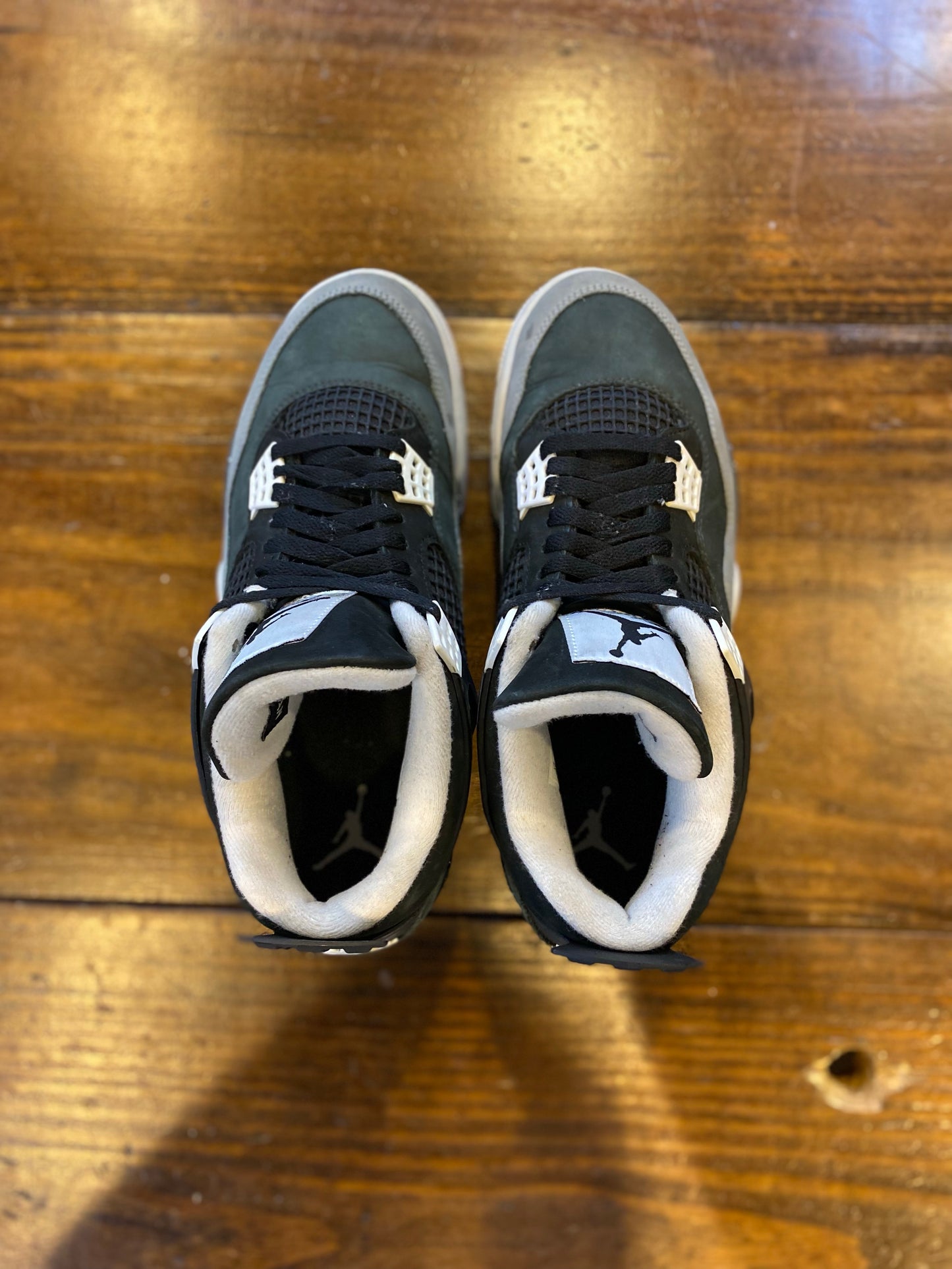 Jordan 4 Retro Fear (2024) PRE-OWNED