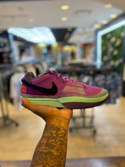 Nike Ja 1 Christmas PRE-OWNED
