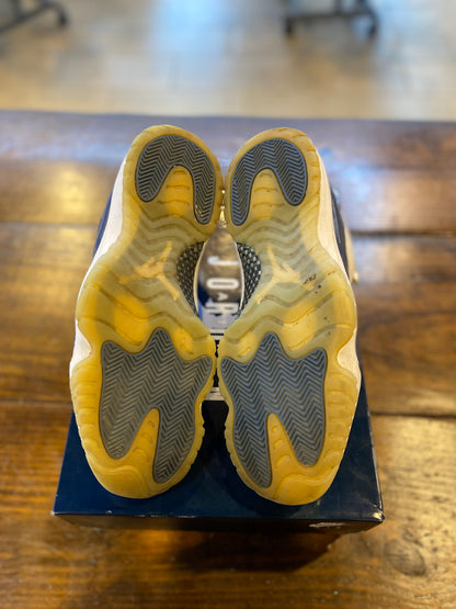 Jordan 11 Retro Low Diffused Blue - PRE-OWNED