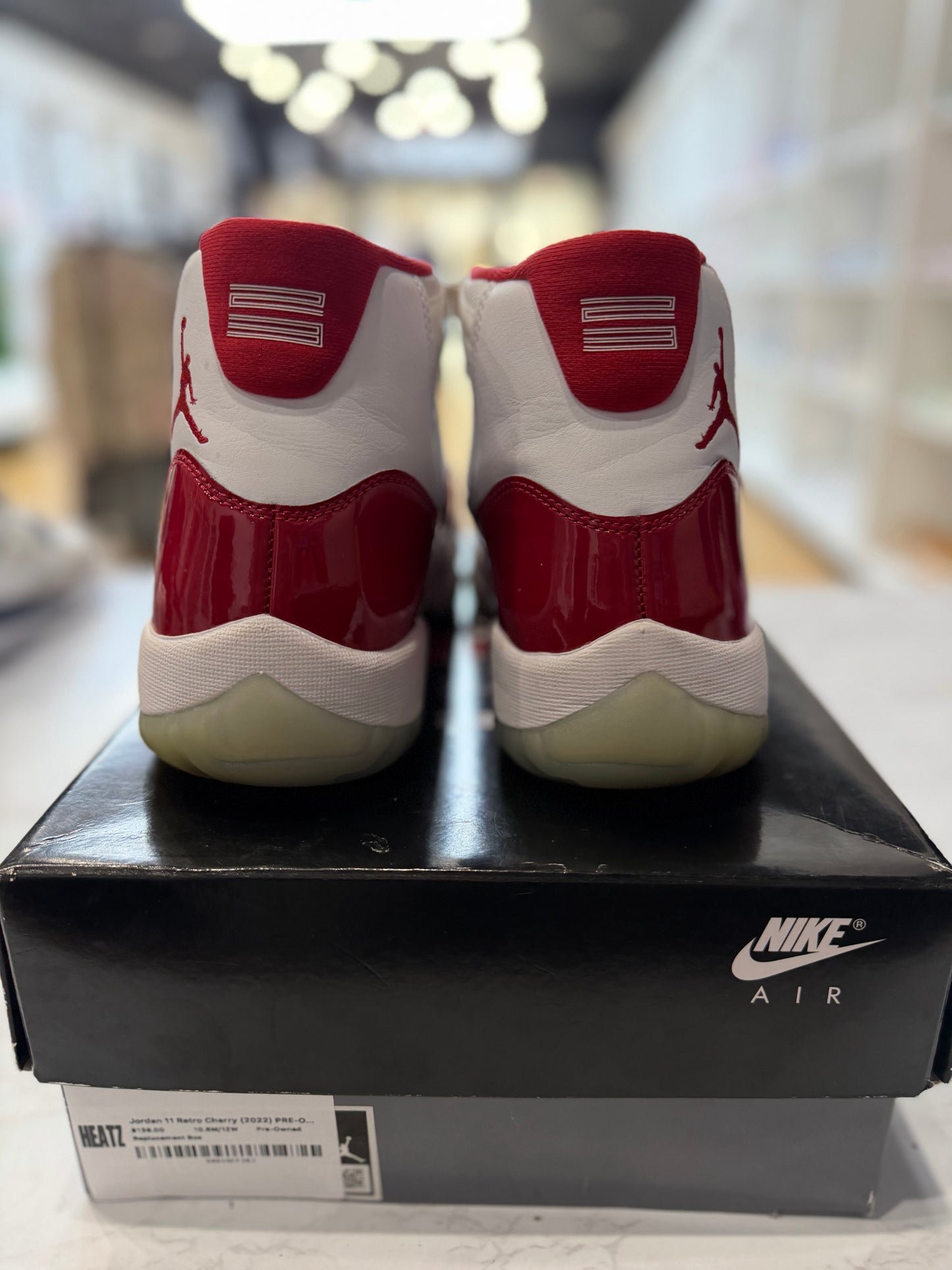 Jordan 11 Retro Cherry (2022) PRE-OWNED
