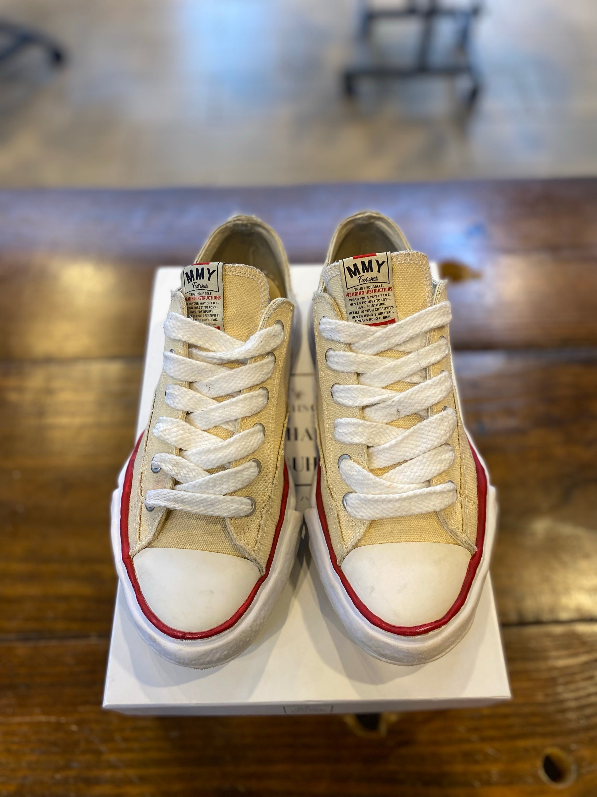 Maison Mihara Yasuhiro Peterson OG Sole Canvas Low Natural PRE-OWNED