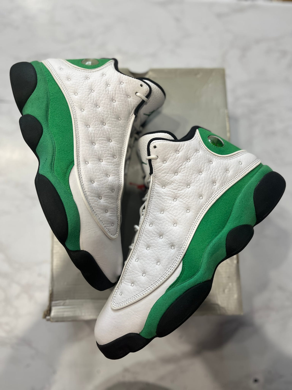 Jordan 13 Retro White Lucky Green PRE-OWNED