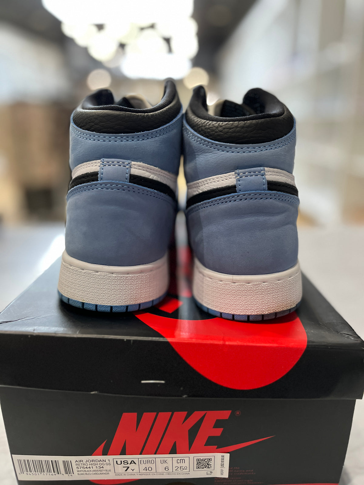 Jordan 1 Retro High OG University Blue (GS) PRE-OWNED