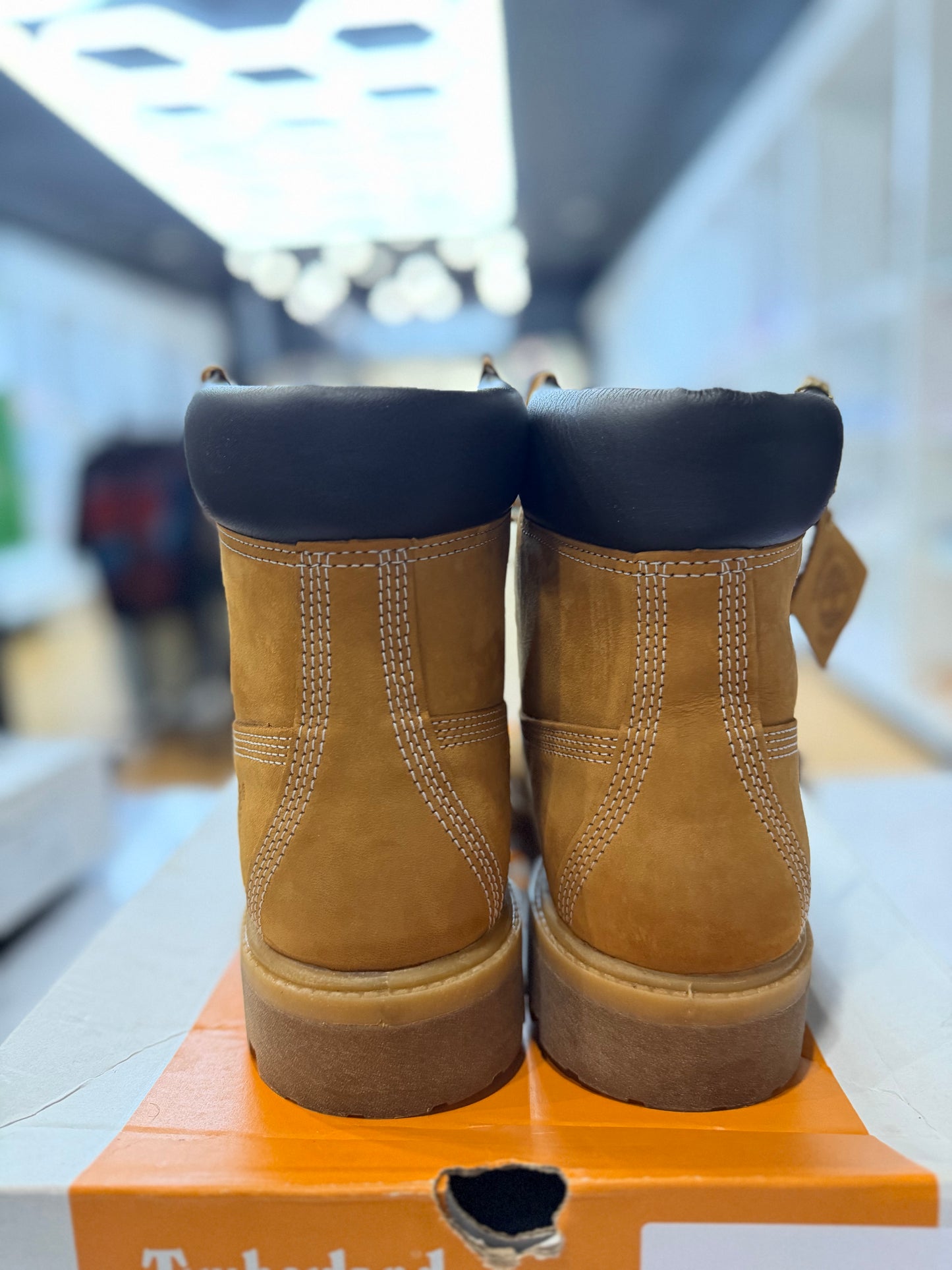 Timberland 6" Premium Waterproof Boot Wheat PRE-OWNED