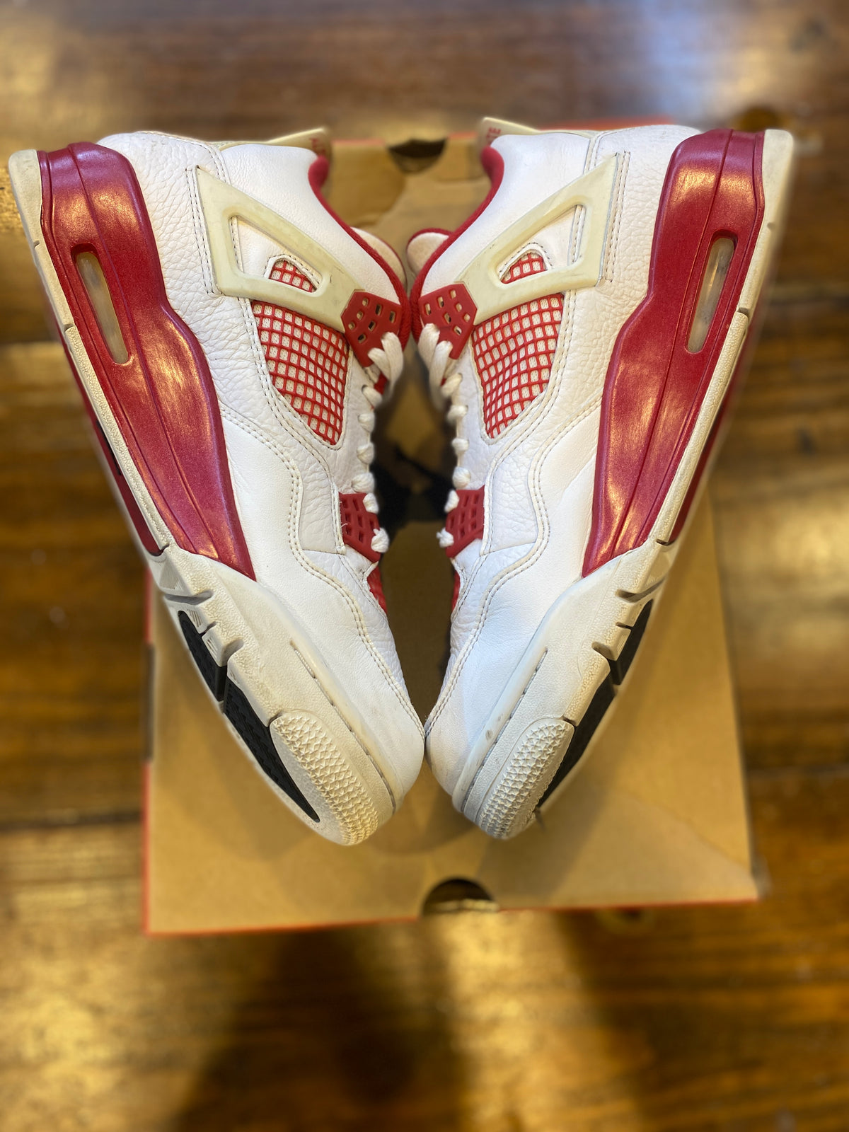 Jordan 4 Retro Alternate 89 PRE-OWNED
