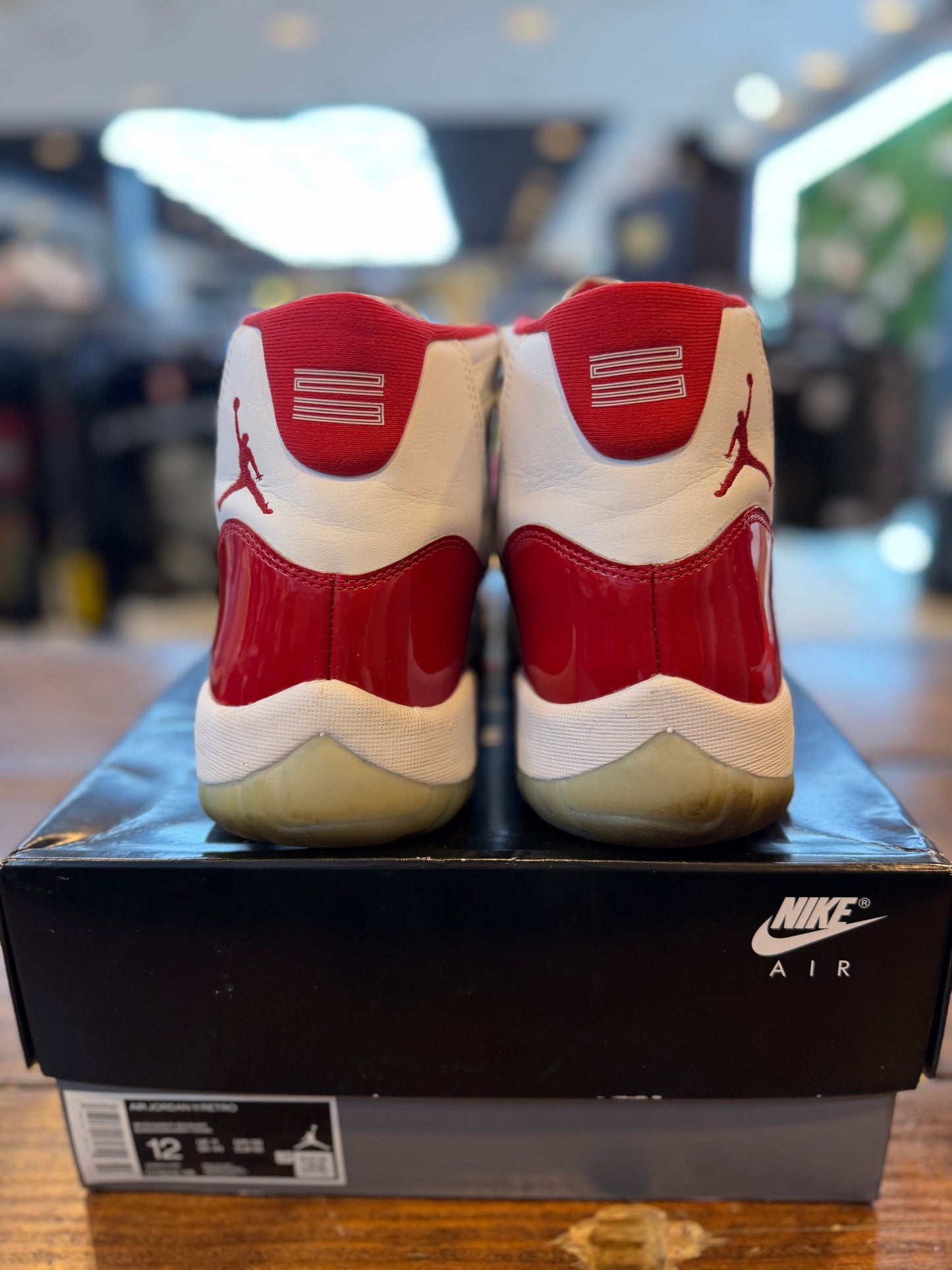 Jordan 11 Retro Cherry (2022) PRE-OWNED