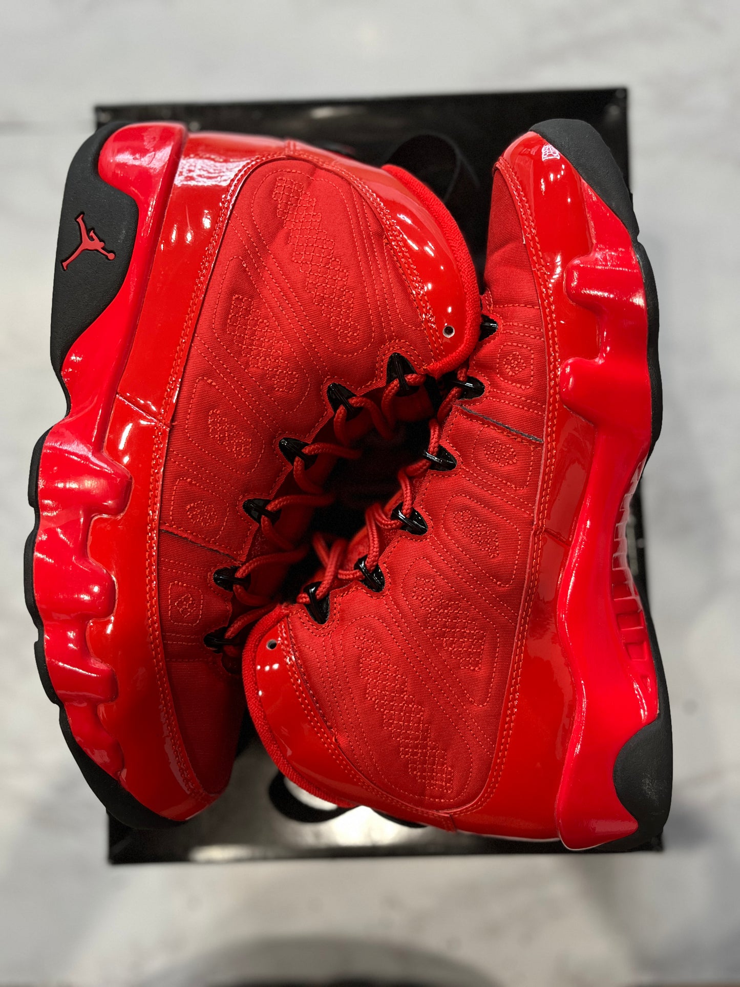 Jordan 9 Retro Chile Red PRE-OWNED