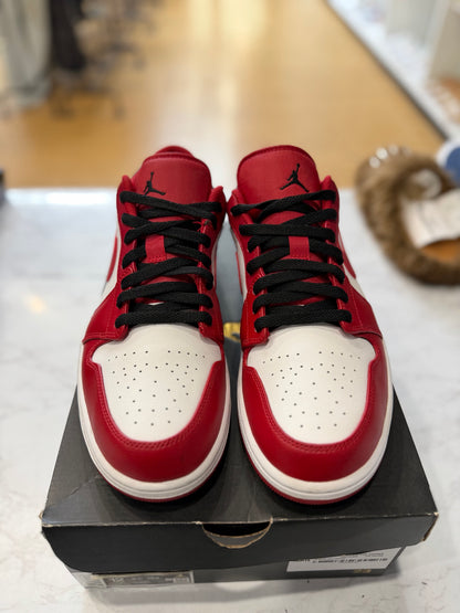 Jordan 1 Low Bulls PRE-OWNED
