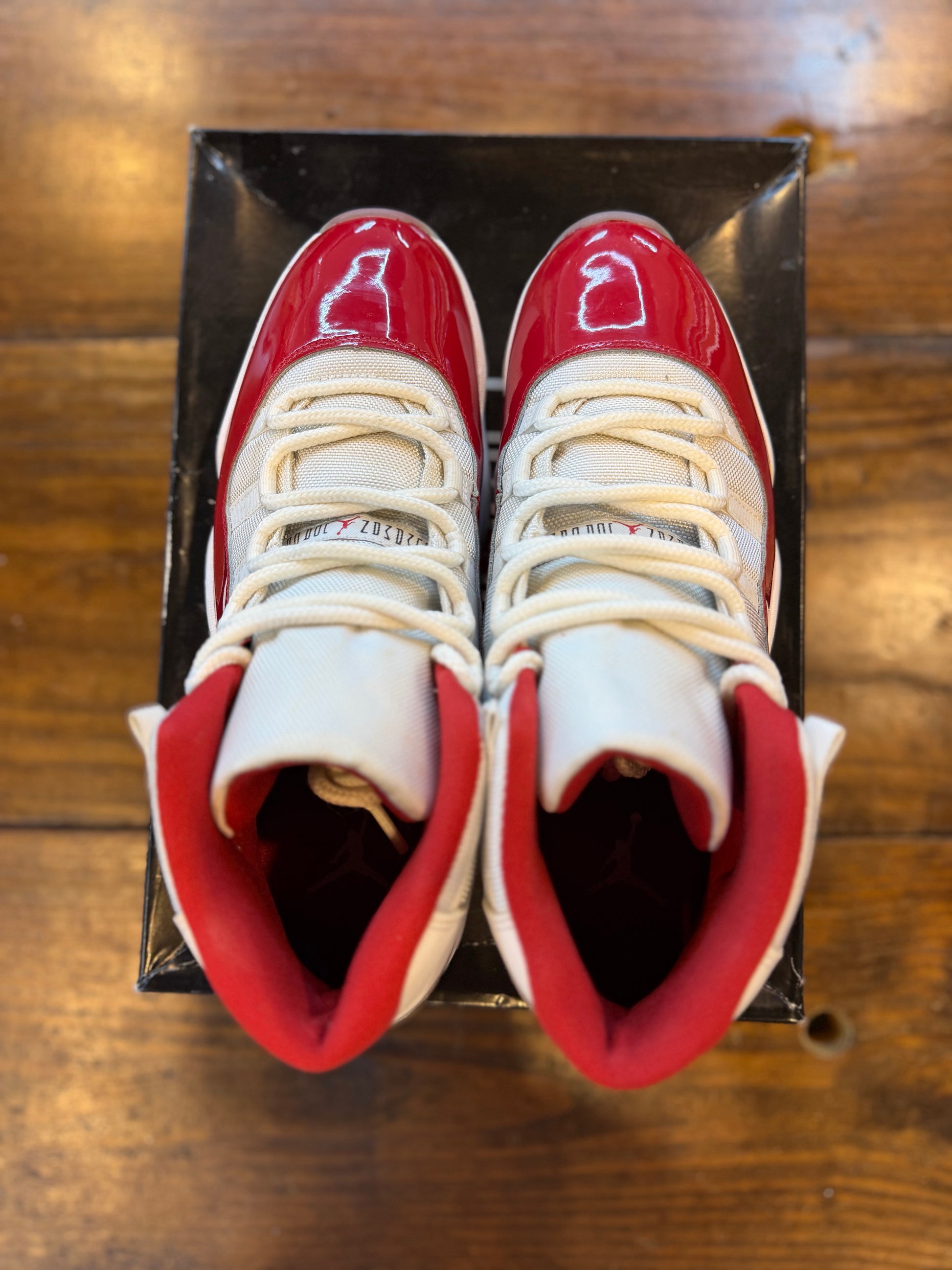Jordan 11 Retro Cherry (2022) PRE-OWNED