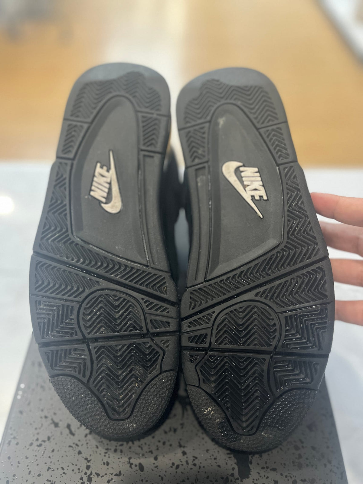 Jordan 4 Retro Black Cat (2025) PEW-OWNED