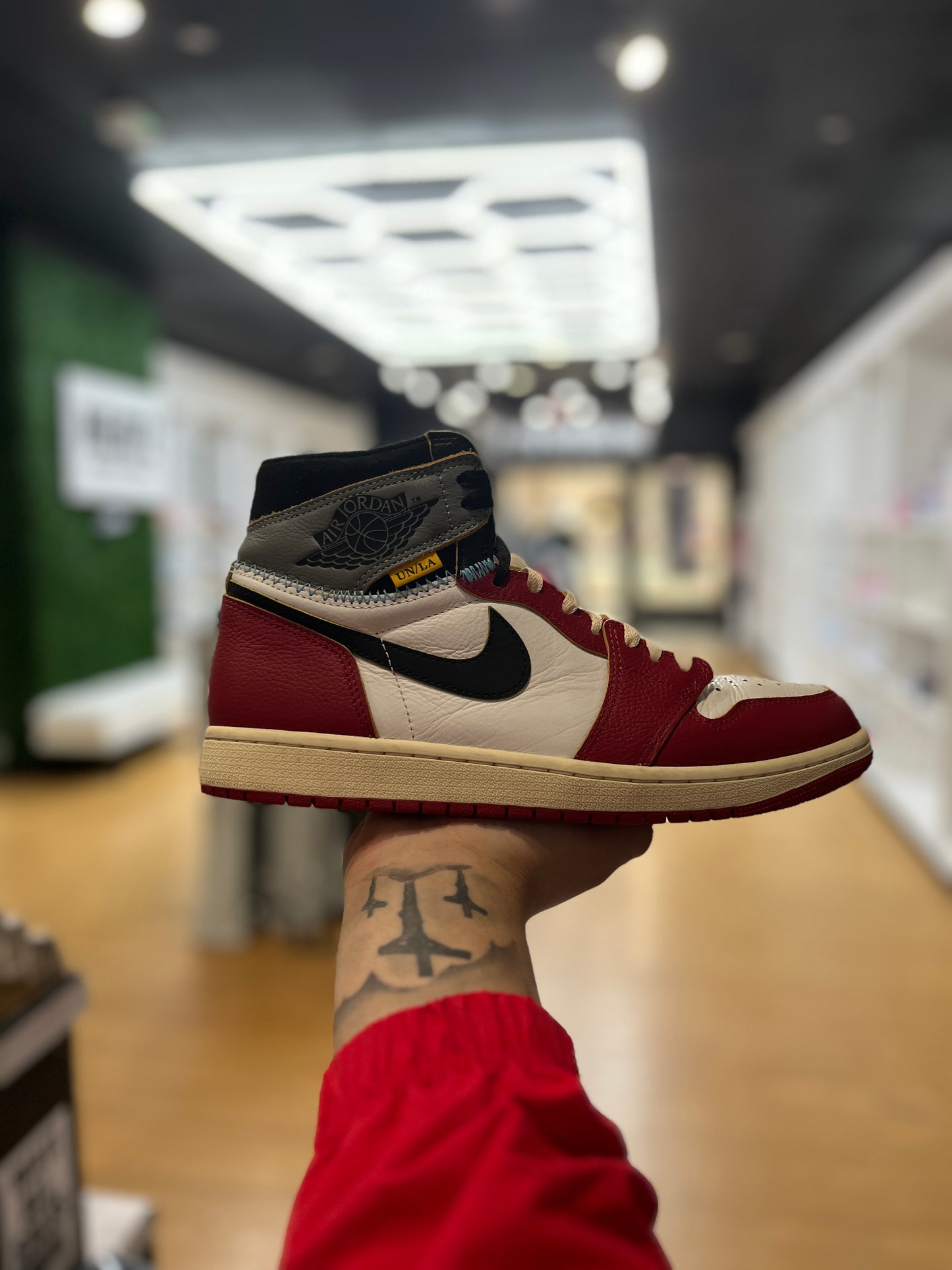 Jordan 1 Retro High OG SP Union LA Chicago Shadow PRE-OWNED