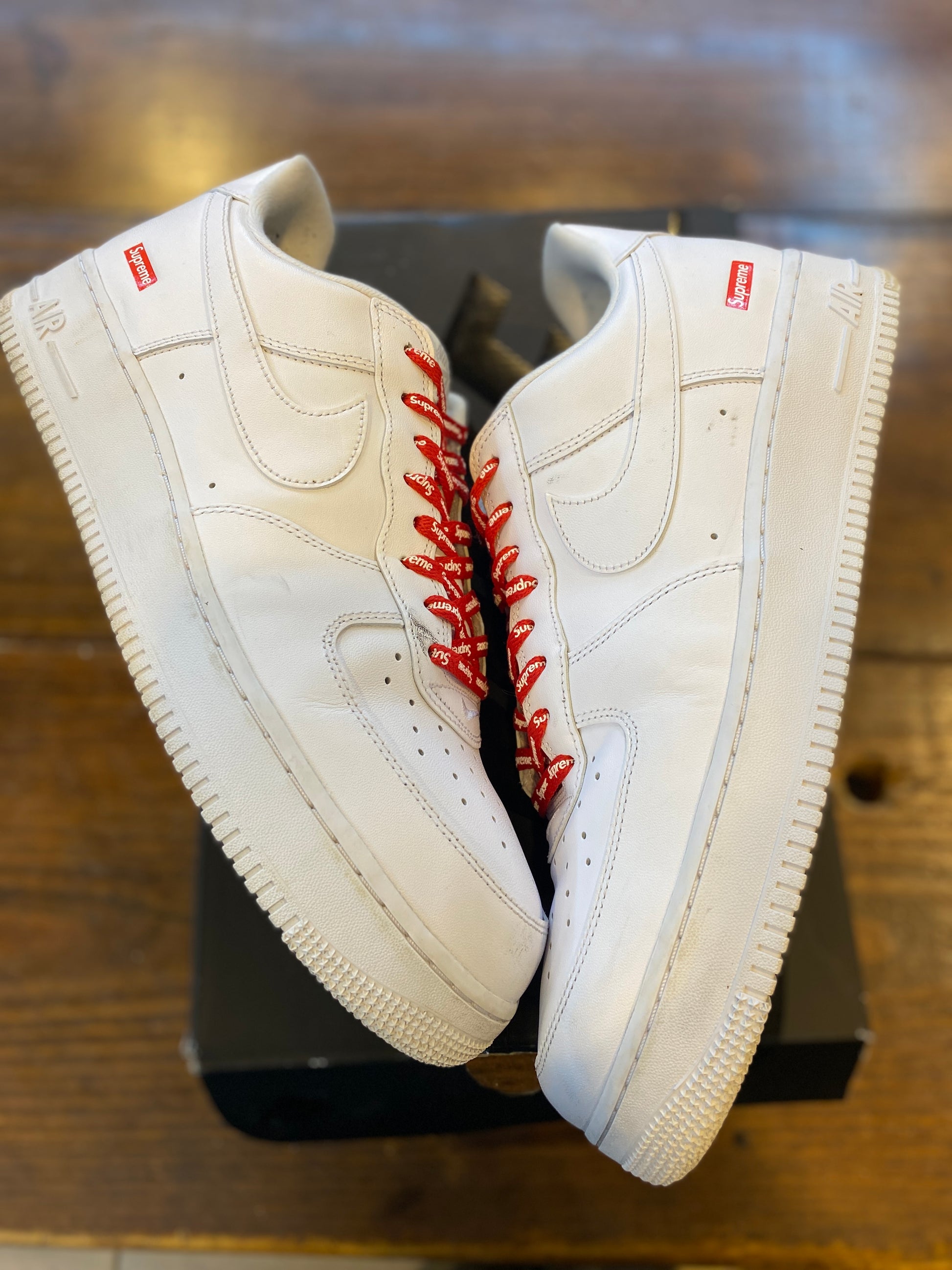 Nike Air Force 1 Low Supreme White PRE-OWNED