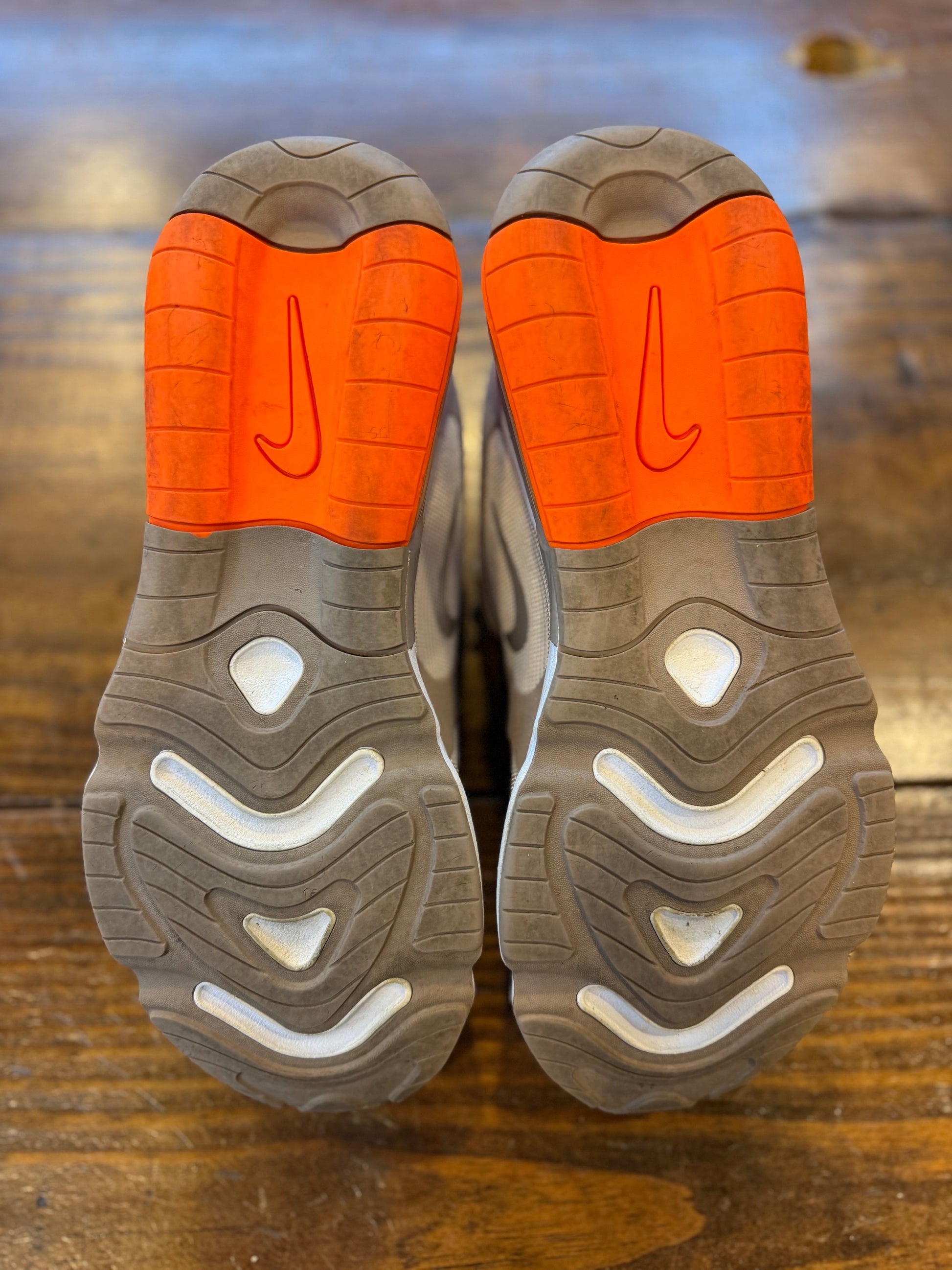 Nike Air Max 200 Winter Sepia Stone Total Orange PRE-OWNED