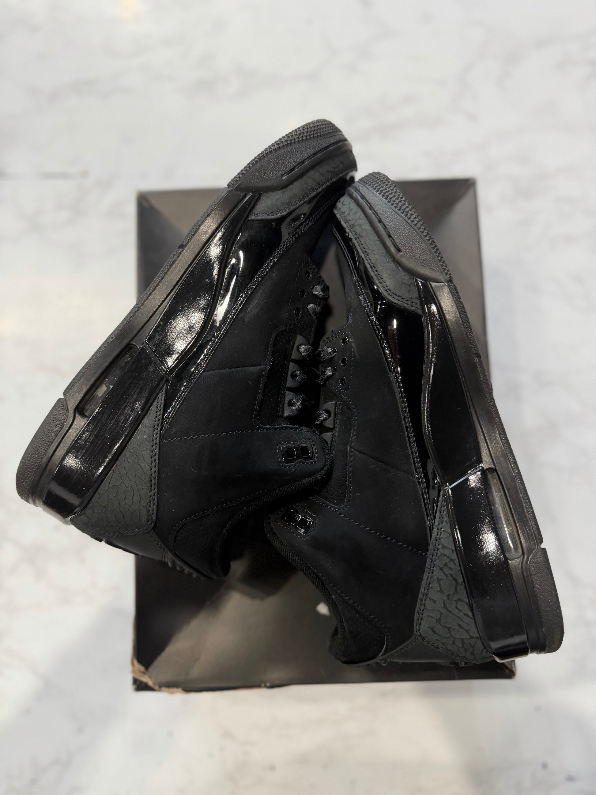 Jordan 3 Retro Black Cat (2025) PRE-OWNED