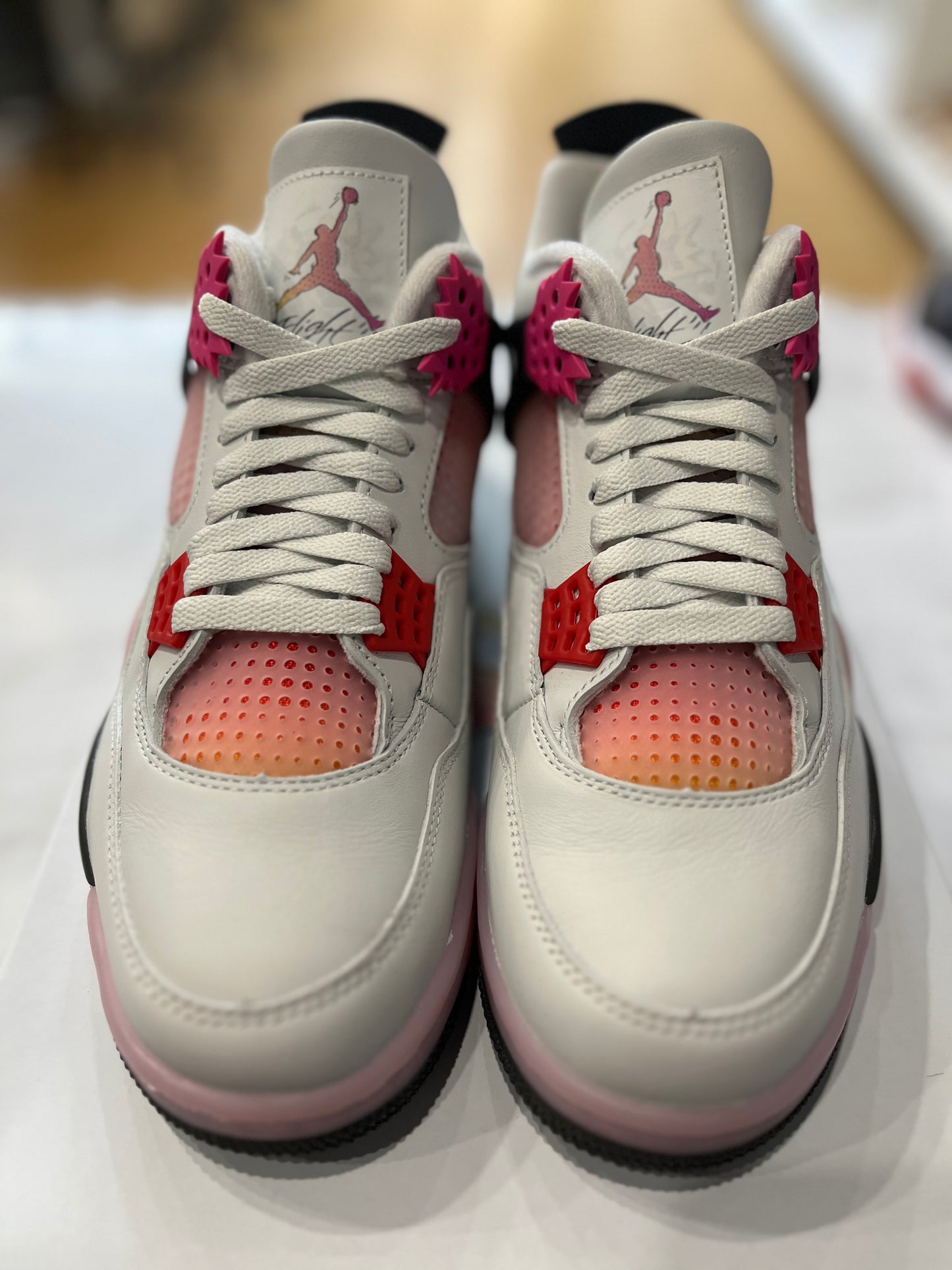 Jordan 4 Retro Comic PRE-OWNED