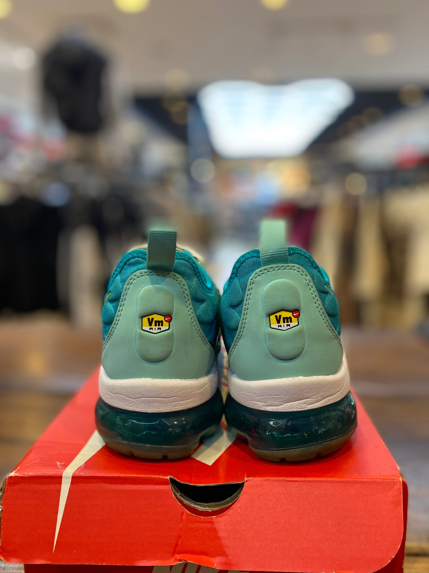 Nike Air VaporMax Plus Lemon Lime (Women's) PRE-OWNED
