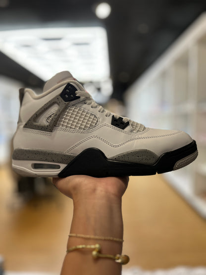 Jordan 4 Retro White Cement (2025) (GS) PRE-OWNED