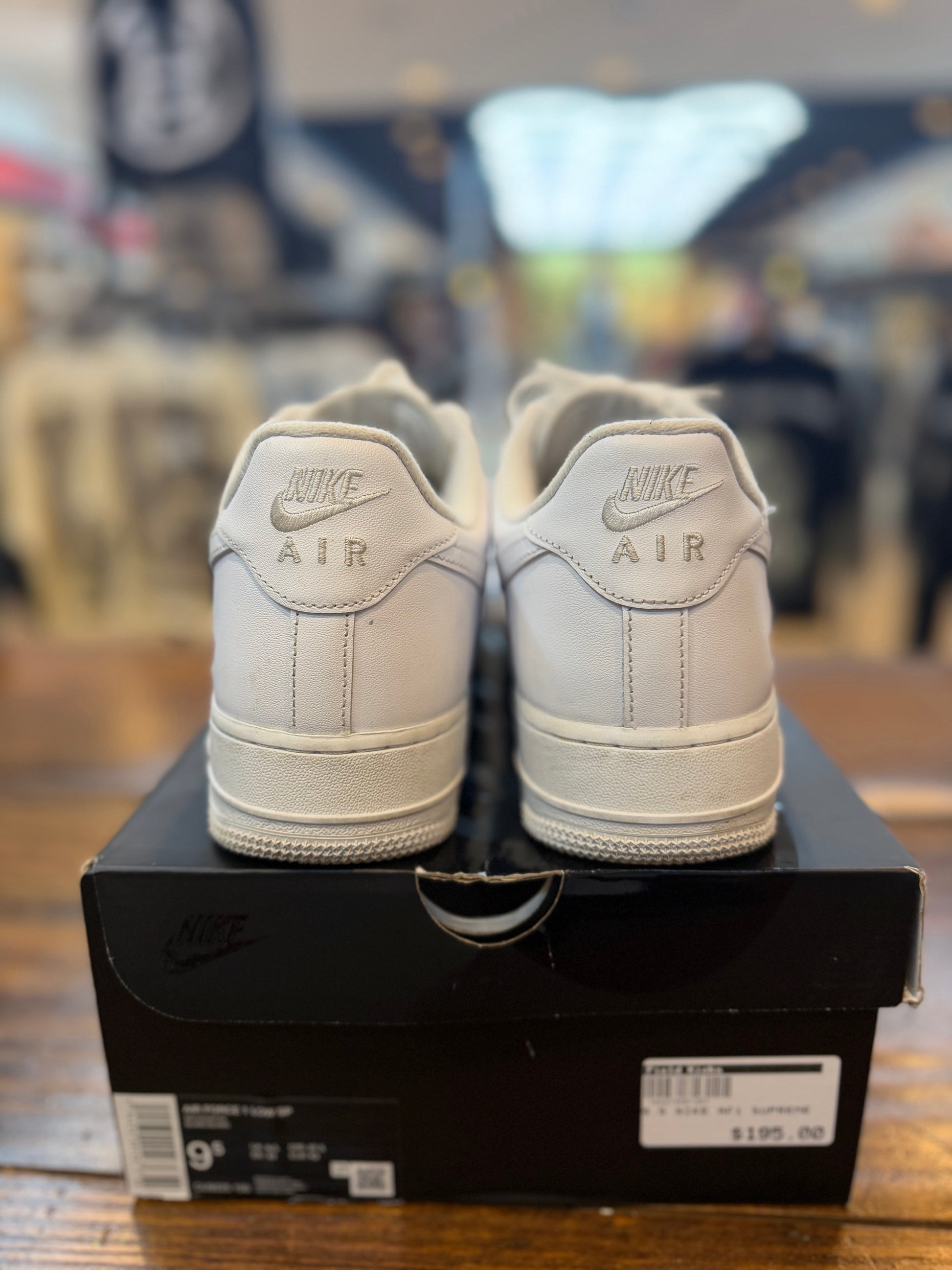 Nike Air Force 1 Low Supreme White PRE-OWNED