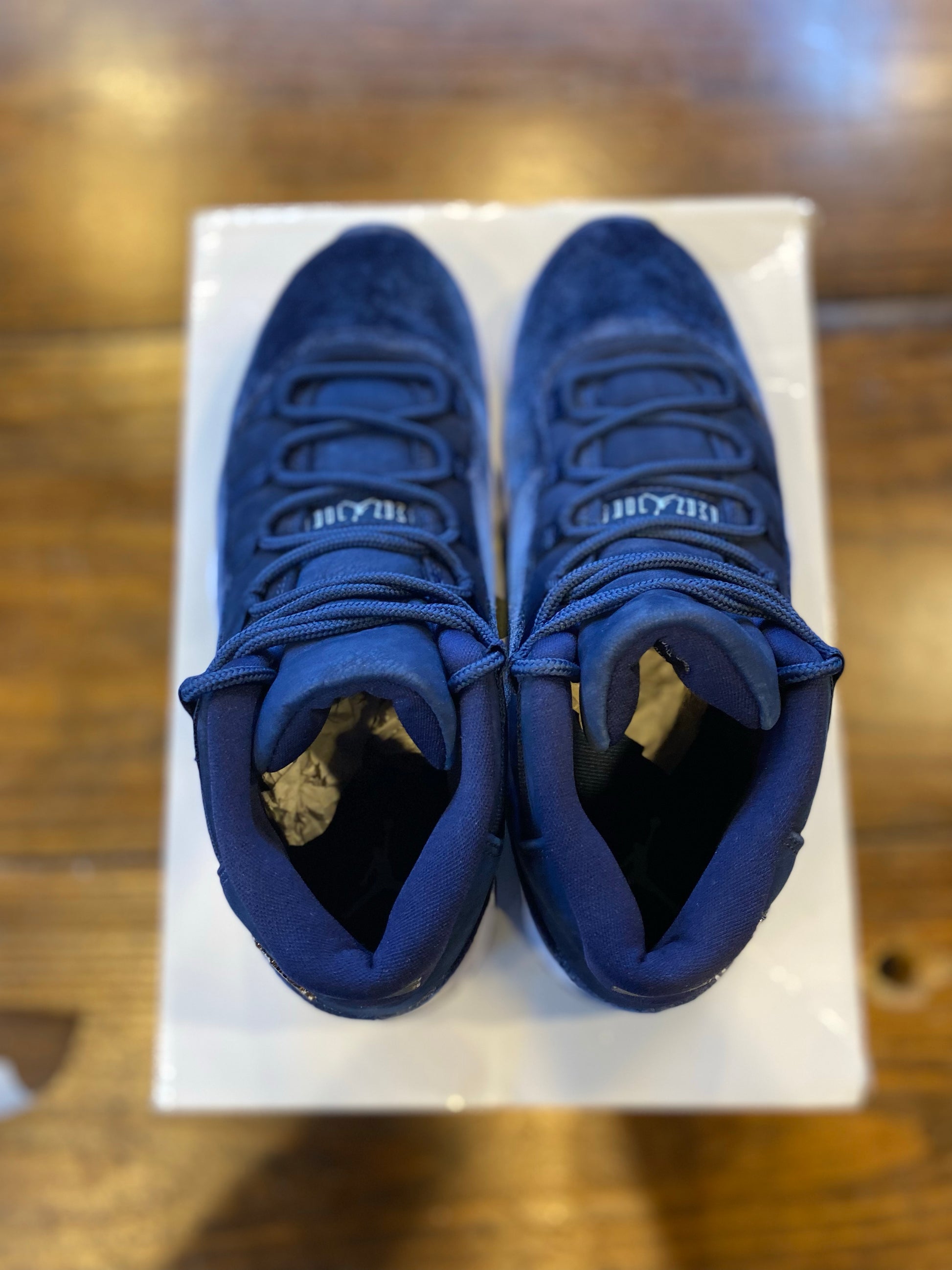 Jordan 11 Retro Midnight Navy (Women's) PRE-OWNED