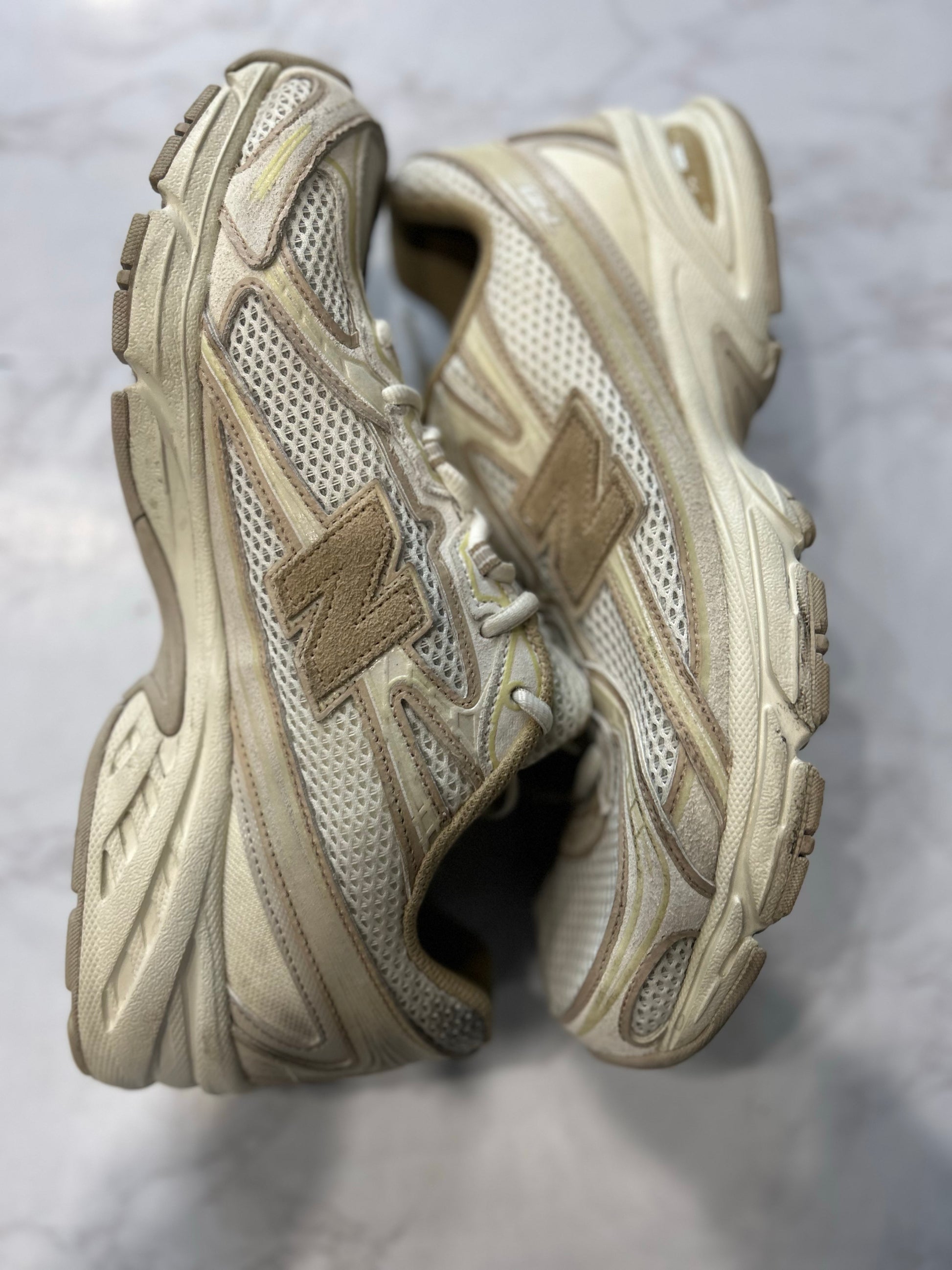 New Balance 740v2 Incense PRE-OWNED