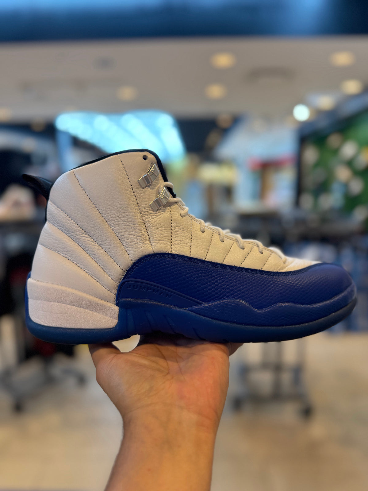 Jordan 12 Retro Blueberry PRE-OWNED